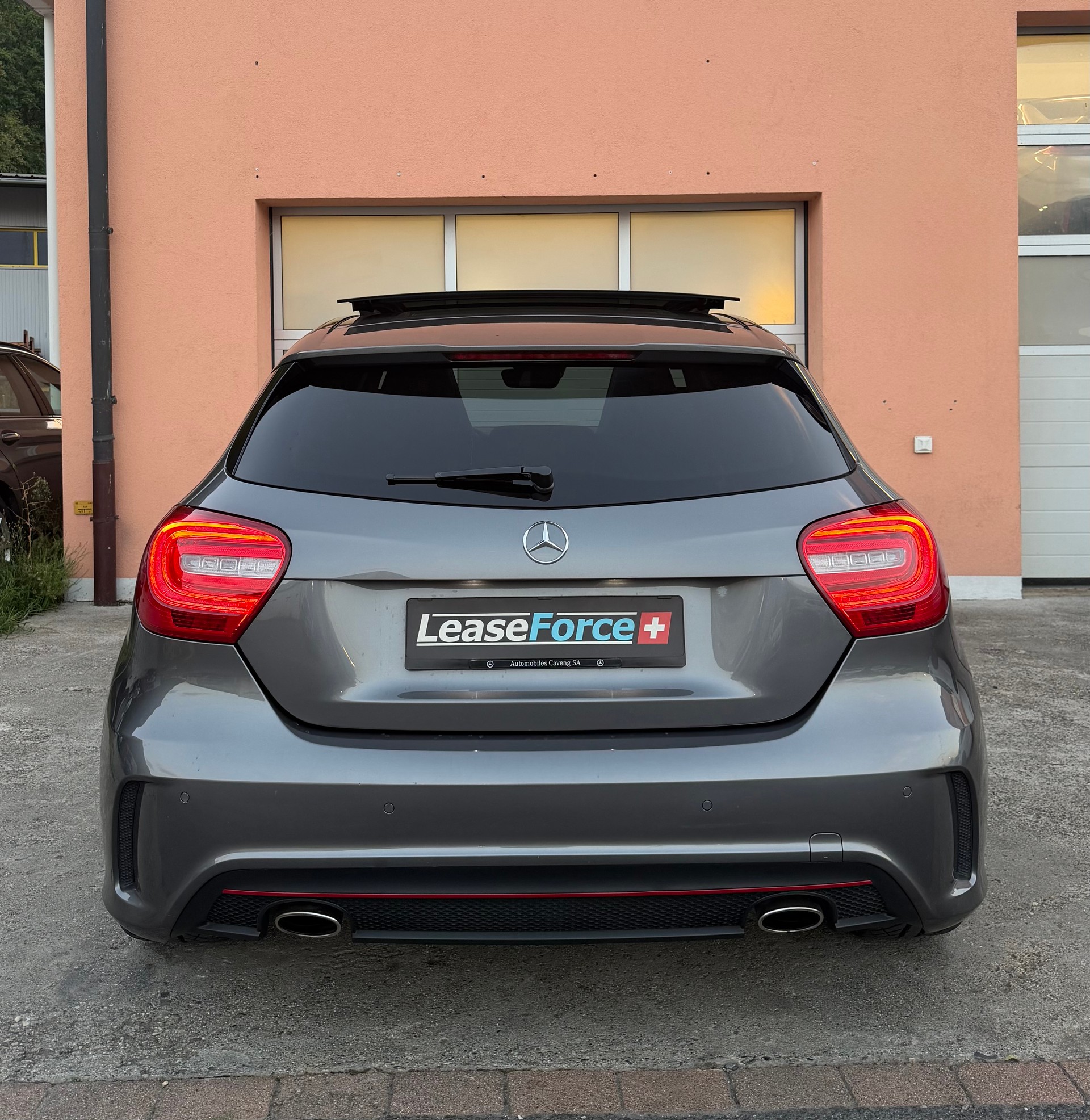 MERCEDES-BENZ A 250 Sport 7G-DCT-image-5