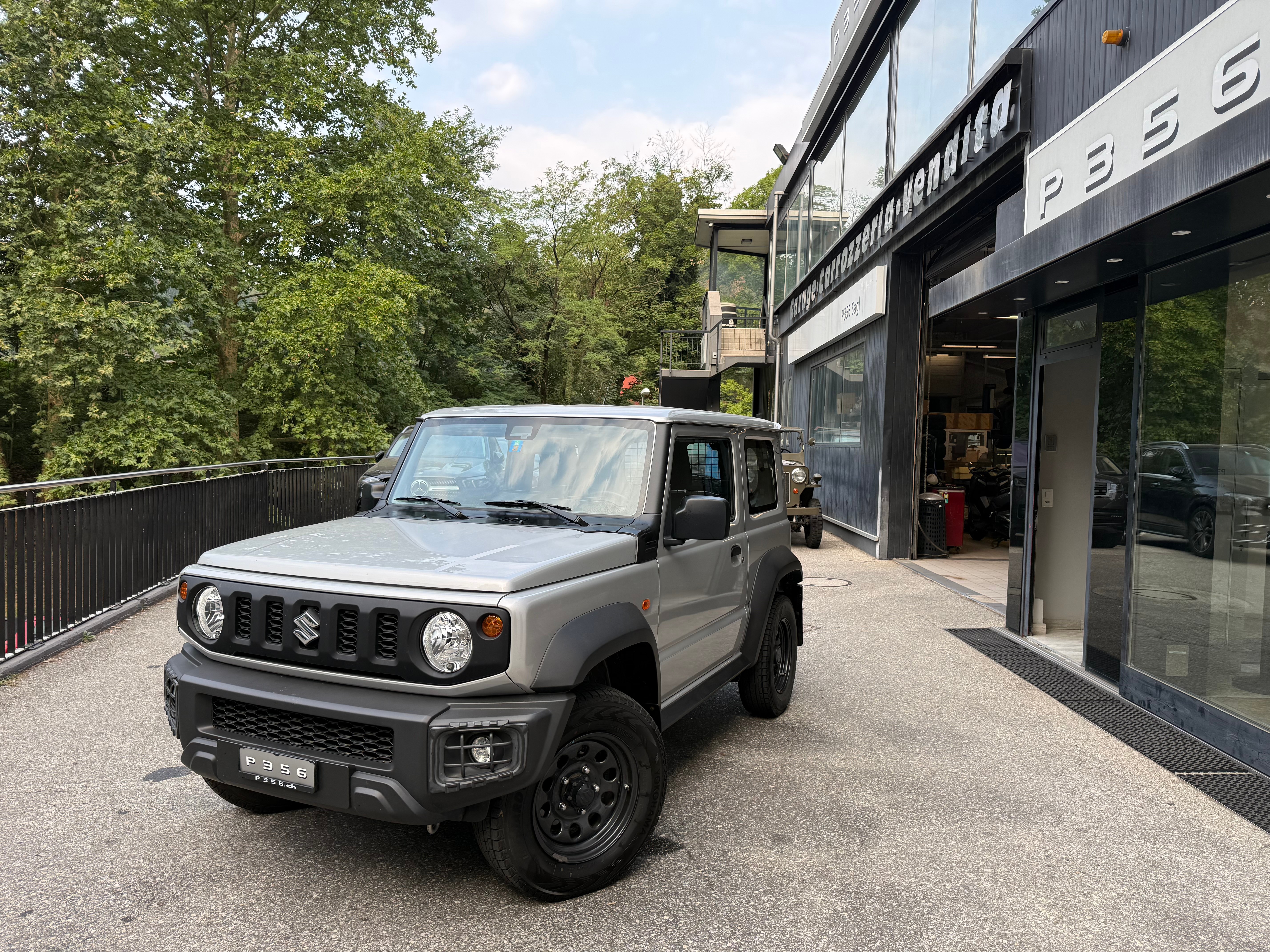 Car photo