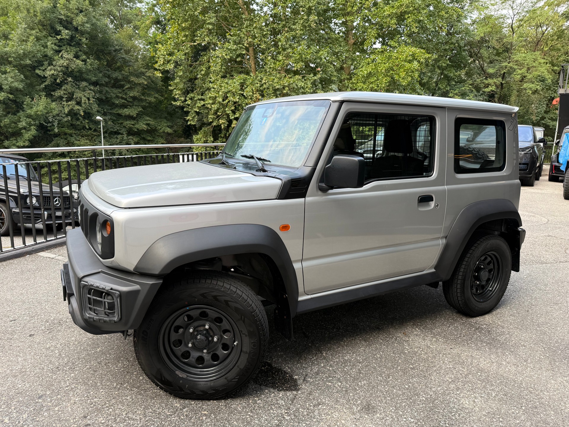 SUZUKI Jimny 1.5 Compact+ 4x4-image-8