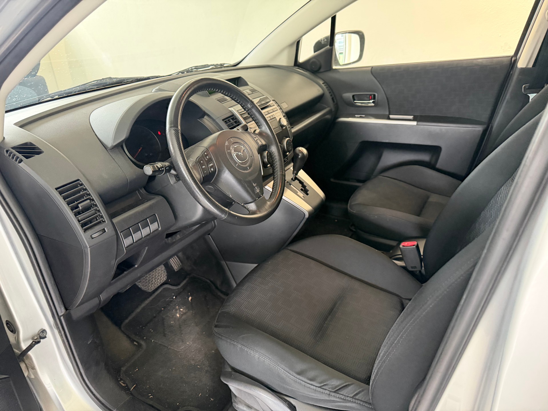 MAZDA 5 2.0 16V Exclusive Activematic-image-6