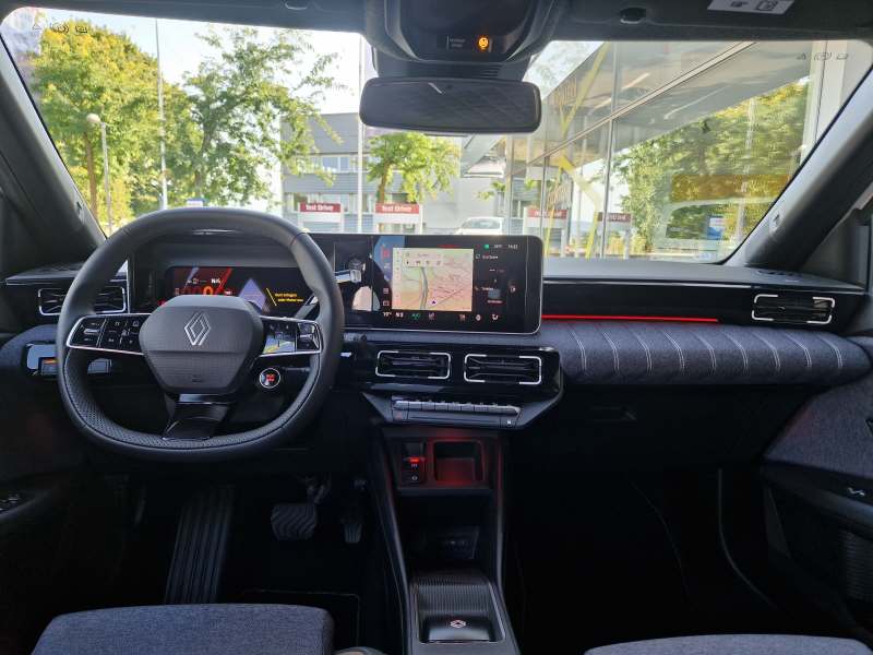 RENAULT R5 E-Tech Comfort Range techno-image-6