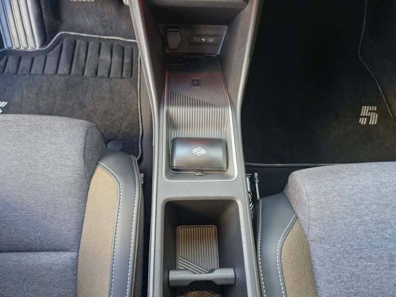 RENAULT R5 E-Tech Comfort Range techno-image-10