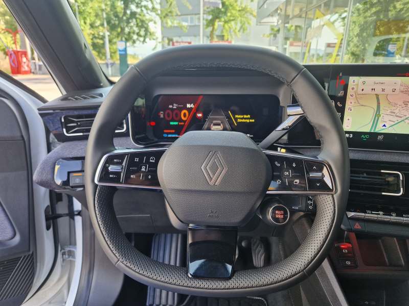RENAULT R5 E-Tech Comfort Range techno-image-7