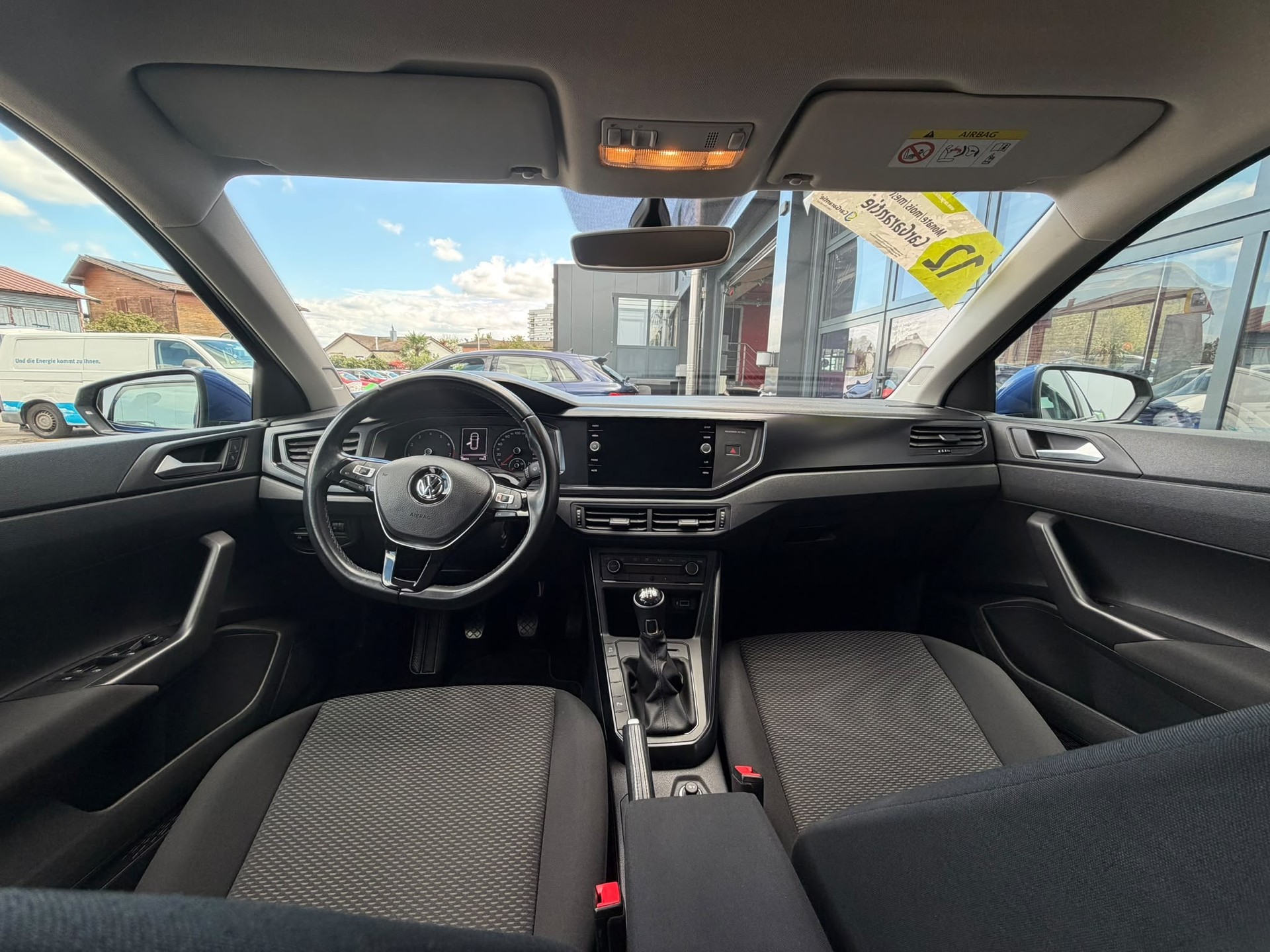 VW Polo 1.0 BMT Trendline-image-8