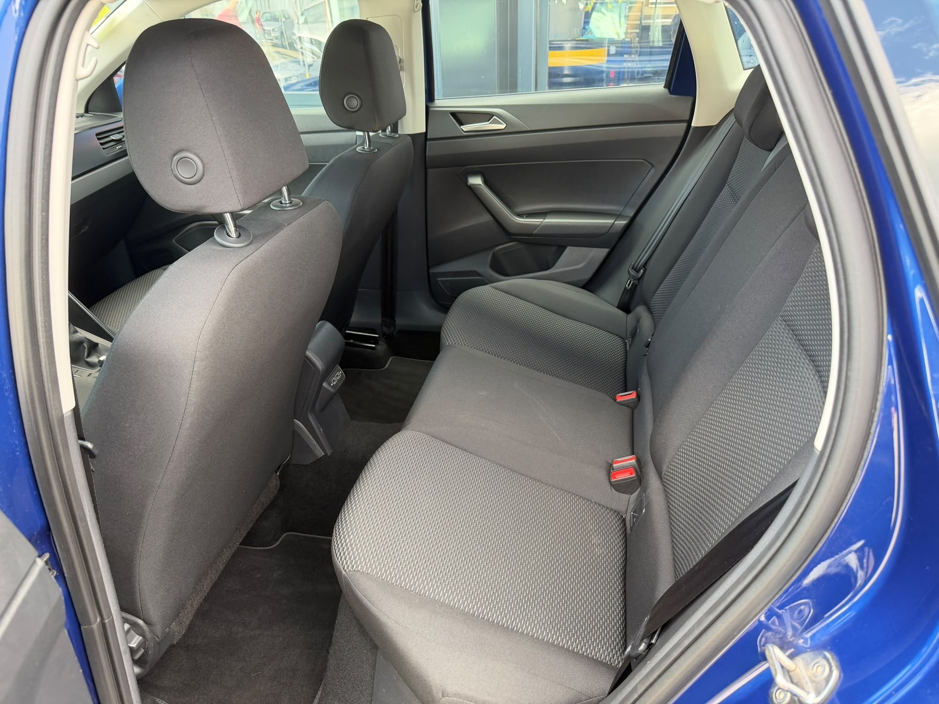 VW Polo 1.0 BMT Trendline-image-6