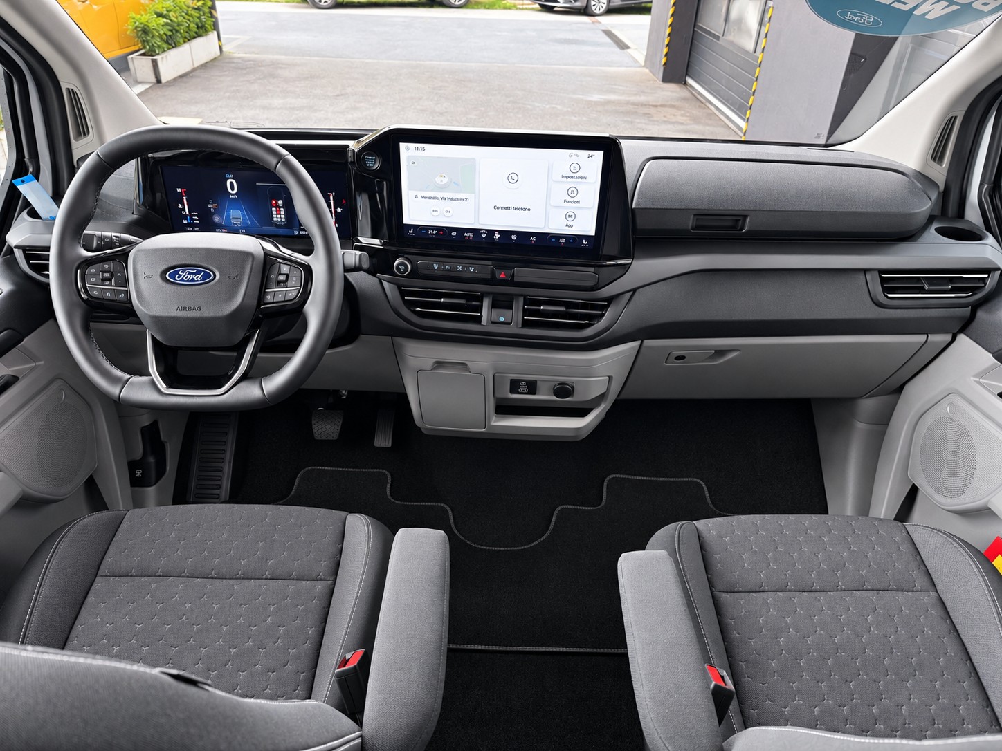 FORD Tourneo Bus 340 L1H1 PHEV Titanium-image-11