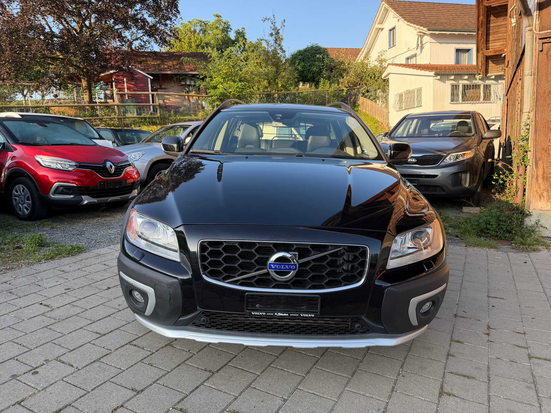 VOLVO XC70 D4 AWD Husky Edition Geartronic-image-1