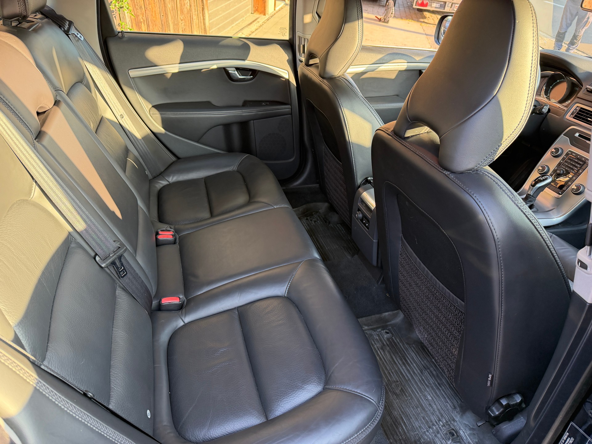 VOLVO XC70 D4 AWD Husky Edition Geartronic-image-13