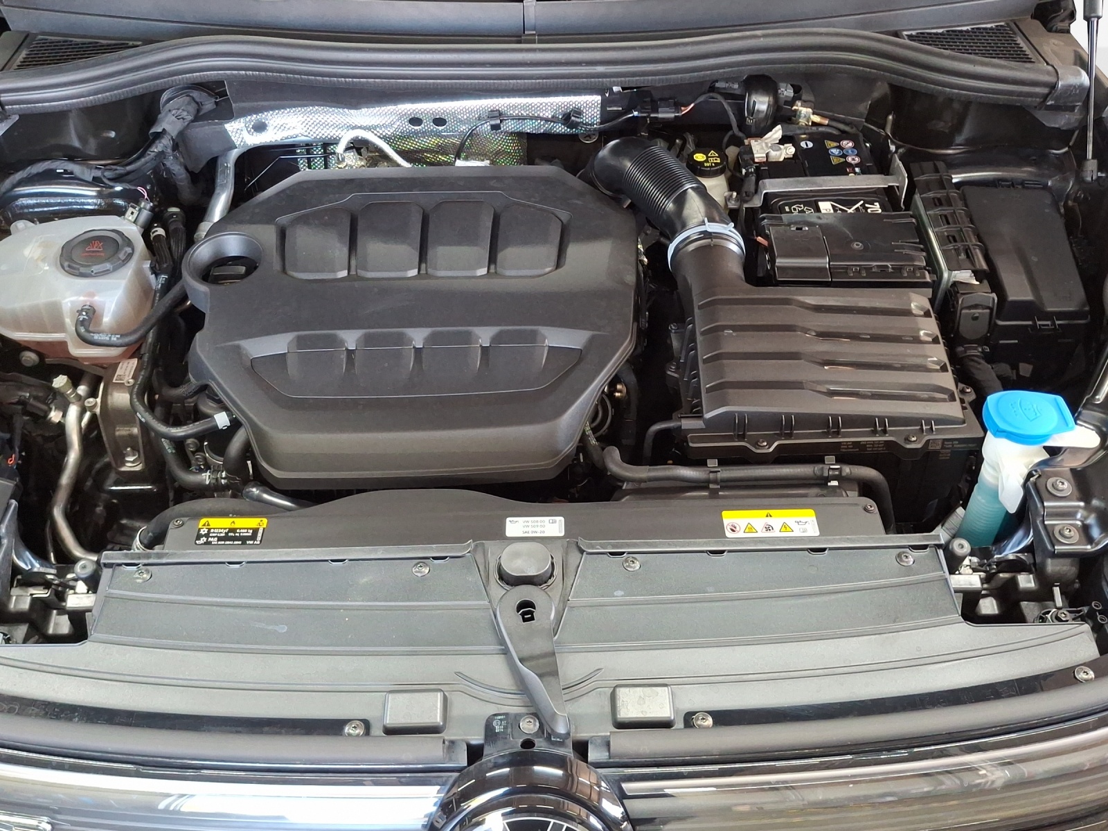 VW Tiguan 2.0 TSI DSG R-Line 4Motion-image-13