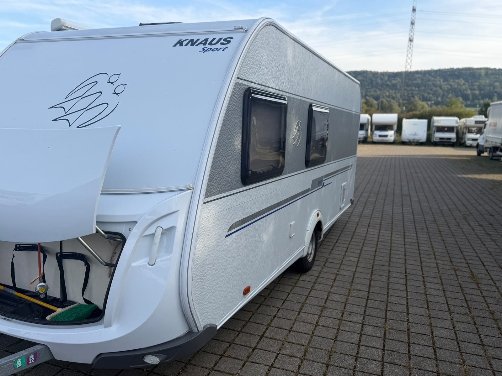 KNAUS-image-0