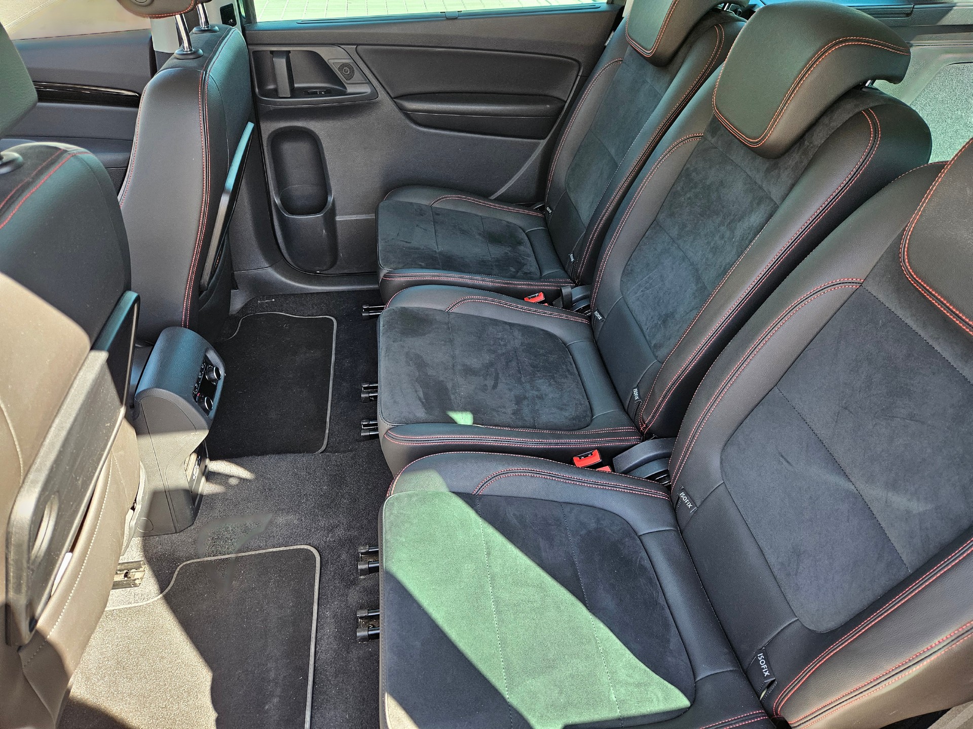 SEAT 2.0 TDI 177 Sw. FR 4x4 DSG S/S-image-6