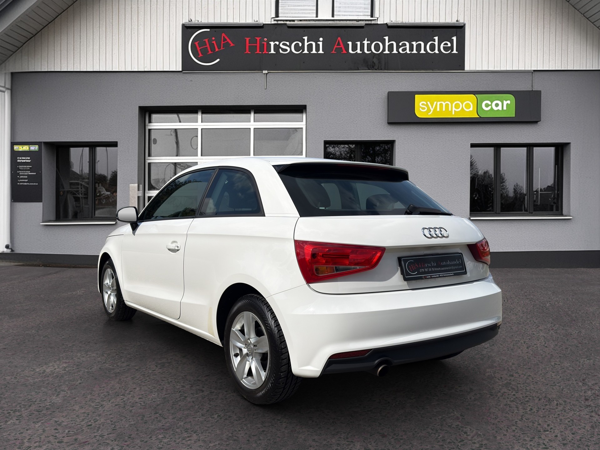 AUDI A1 1.0 TFSI S-tronic-image-6
