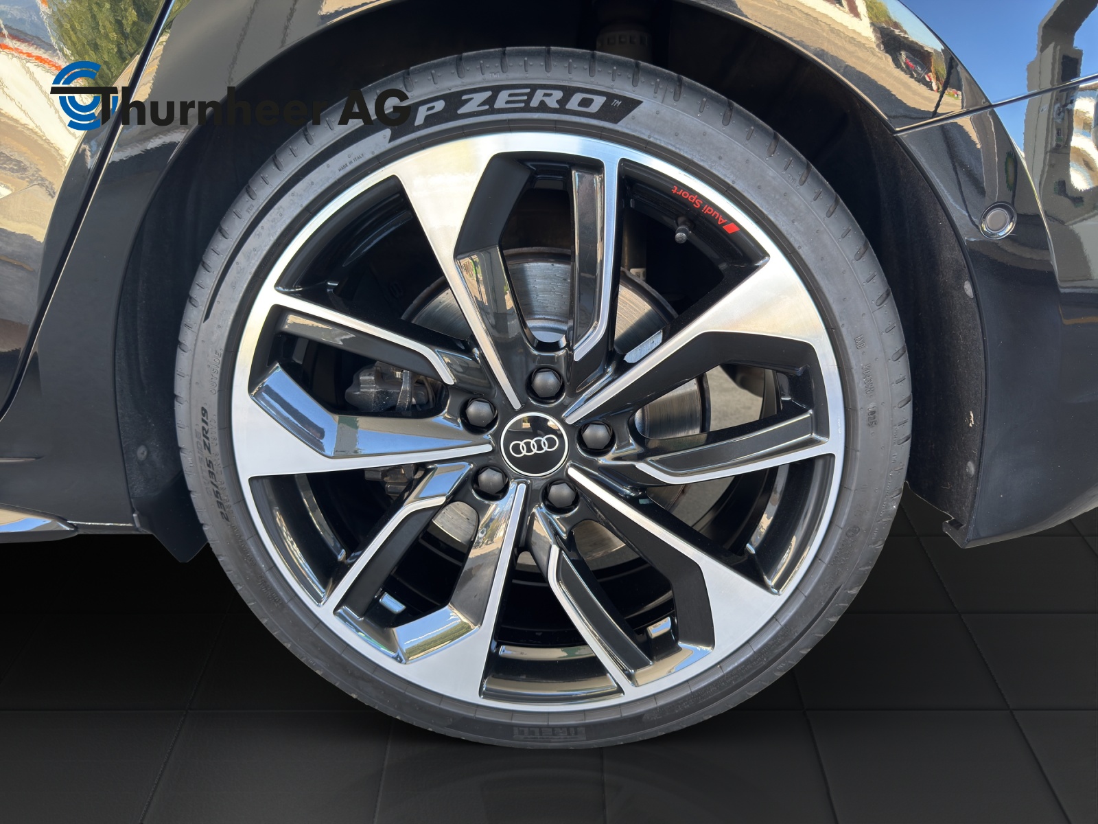 AUDI S3 Sportback 2.0 TFSI quattro S-tronic-image-13