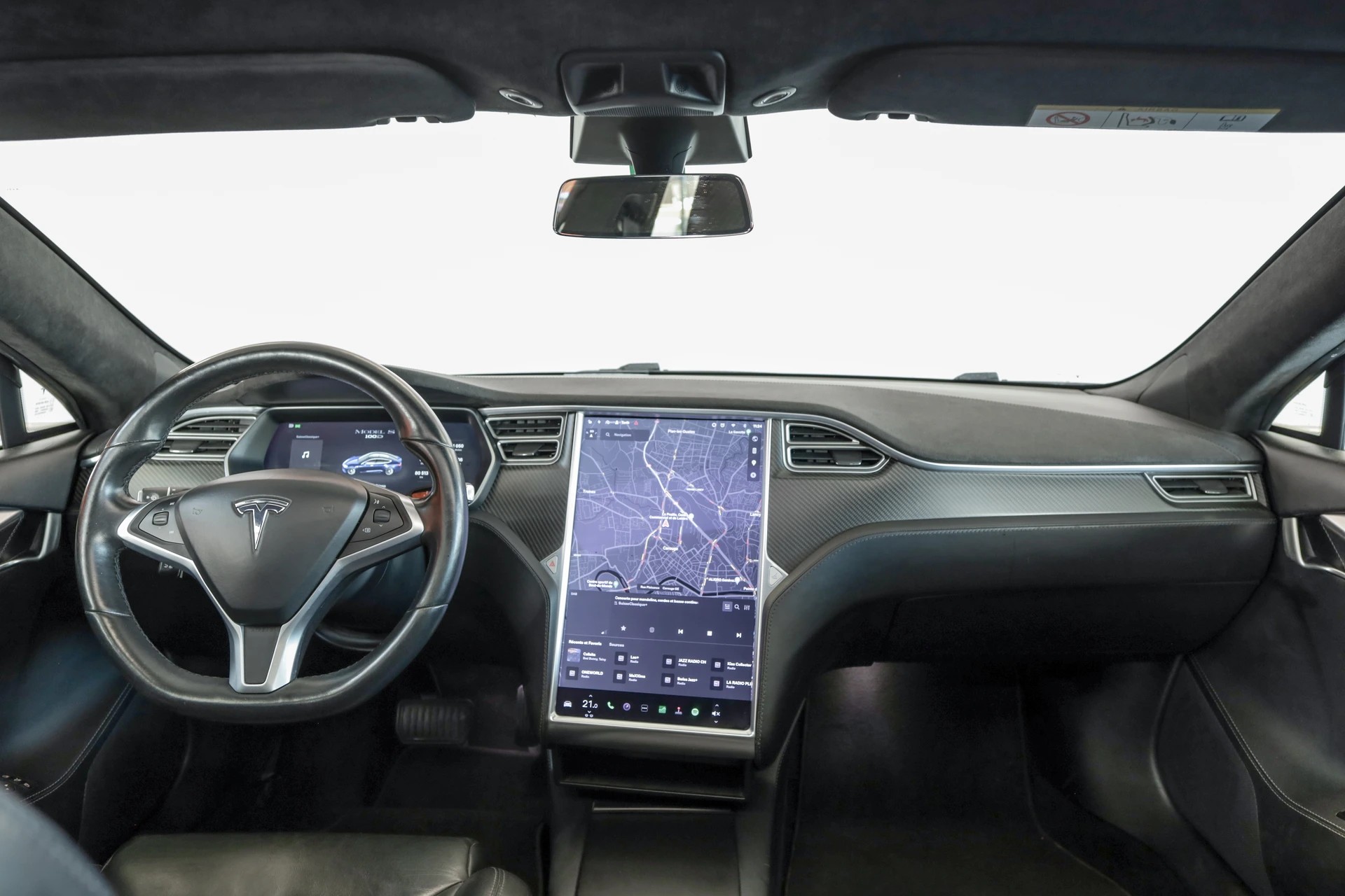 TESLA Model S 100 D Autopilot / Toit panoramique / Jantes 21 pouces-image-8