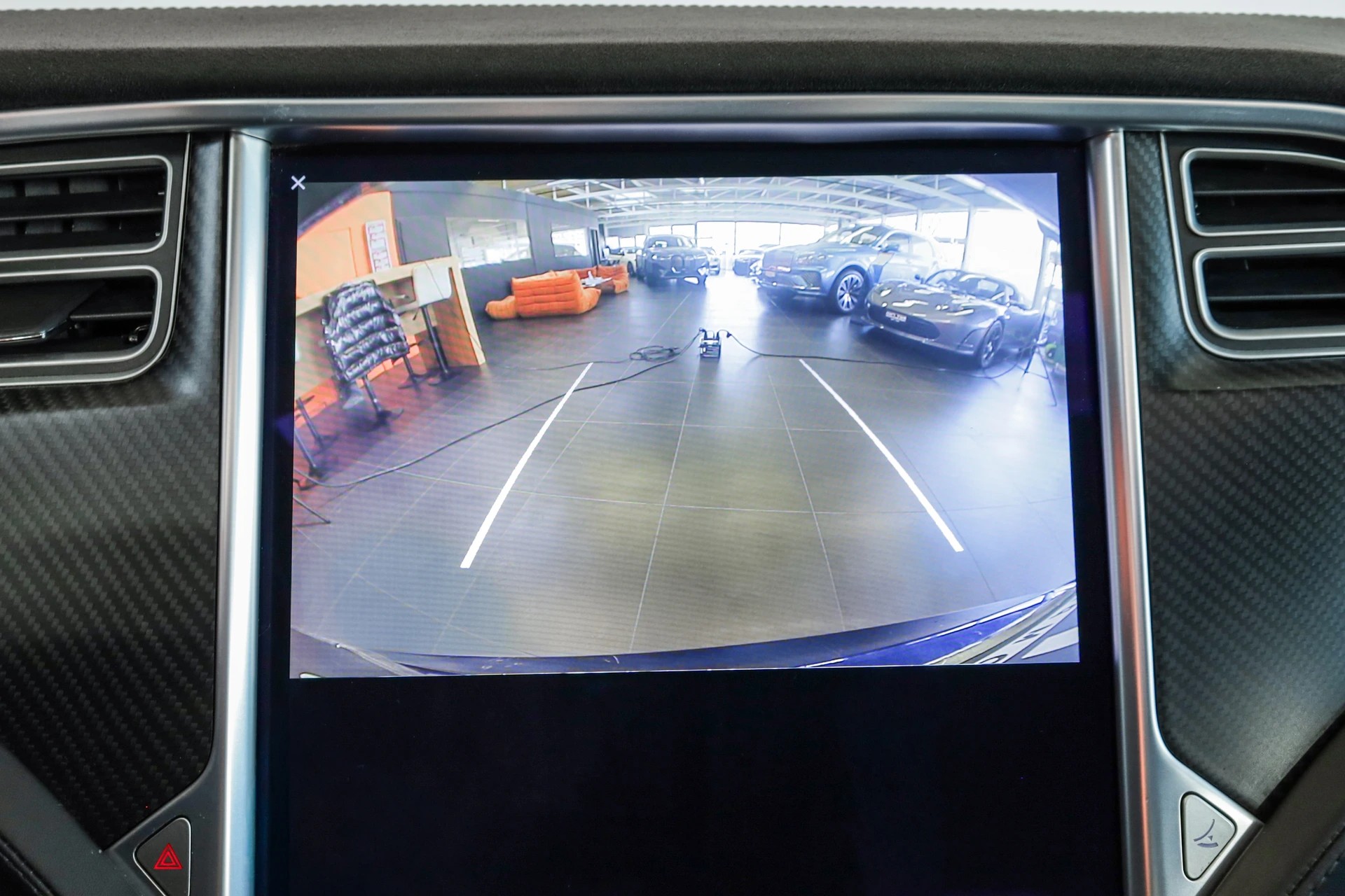 TESLA Model S 100 D Autopilot / Toit panoramique / Jantes 21 pouces-image-12