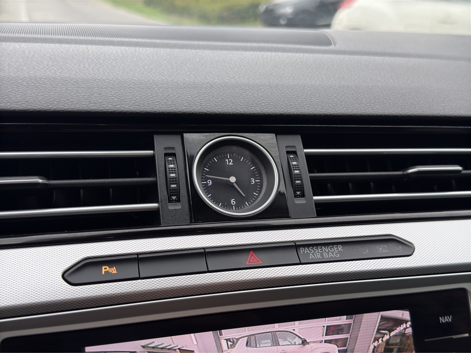 VW Passat Variant 2.0 TDI SCR BMT Comfortline DSG-image-26
