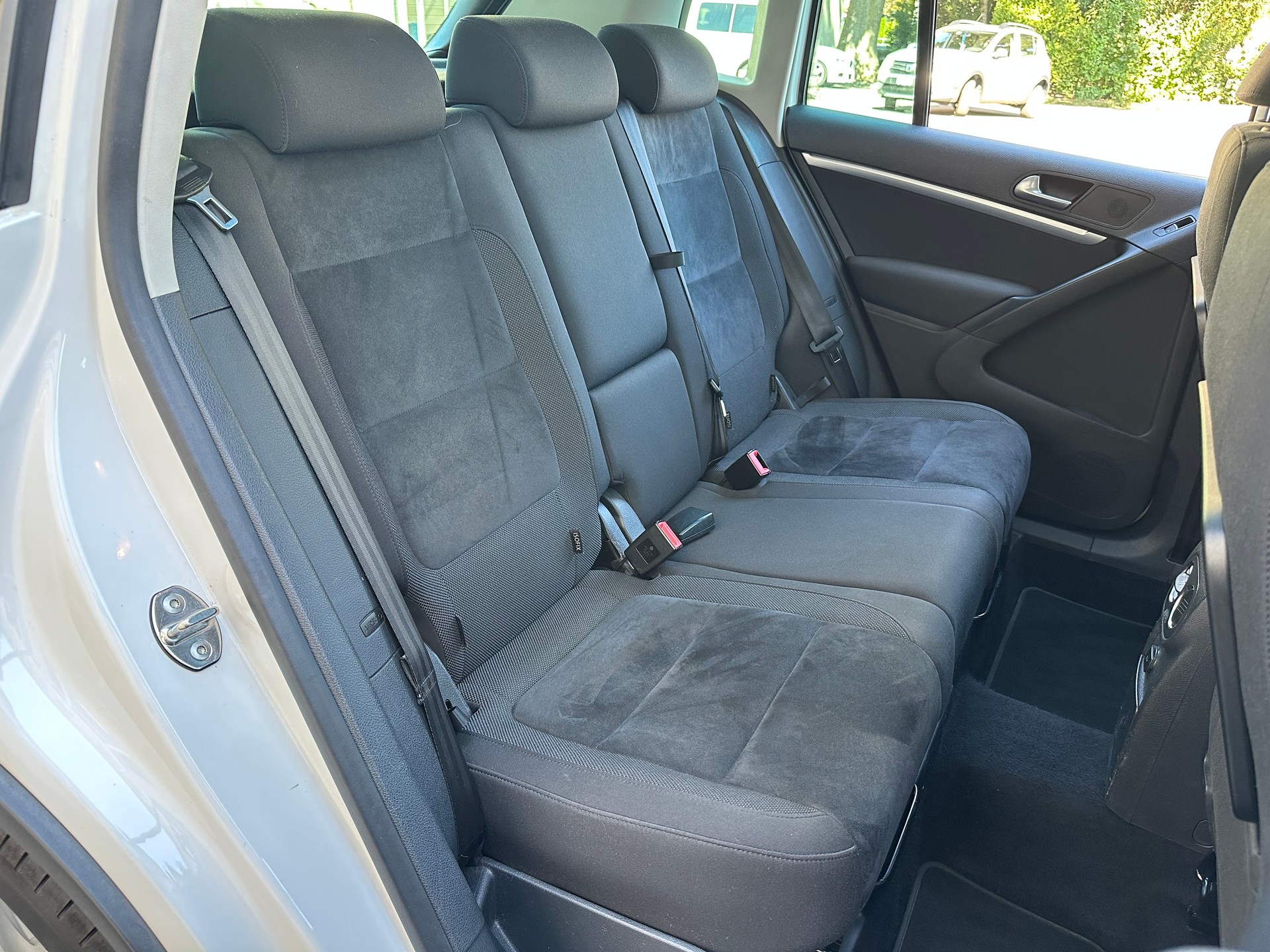 VW Tiguan 2.0 TSI Sport&Style 4Motion DSG-image-16
