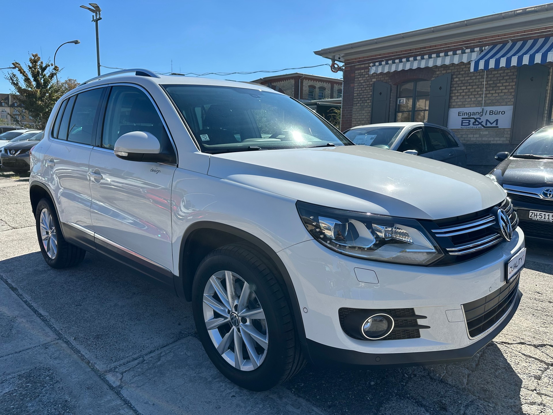 VW Tiguan 2.0 TSI Sport&Style 4Motion DSG-image-2