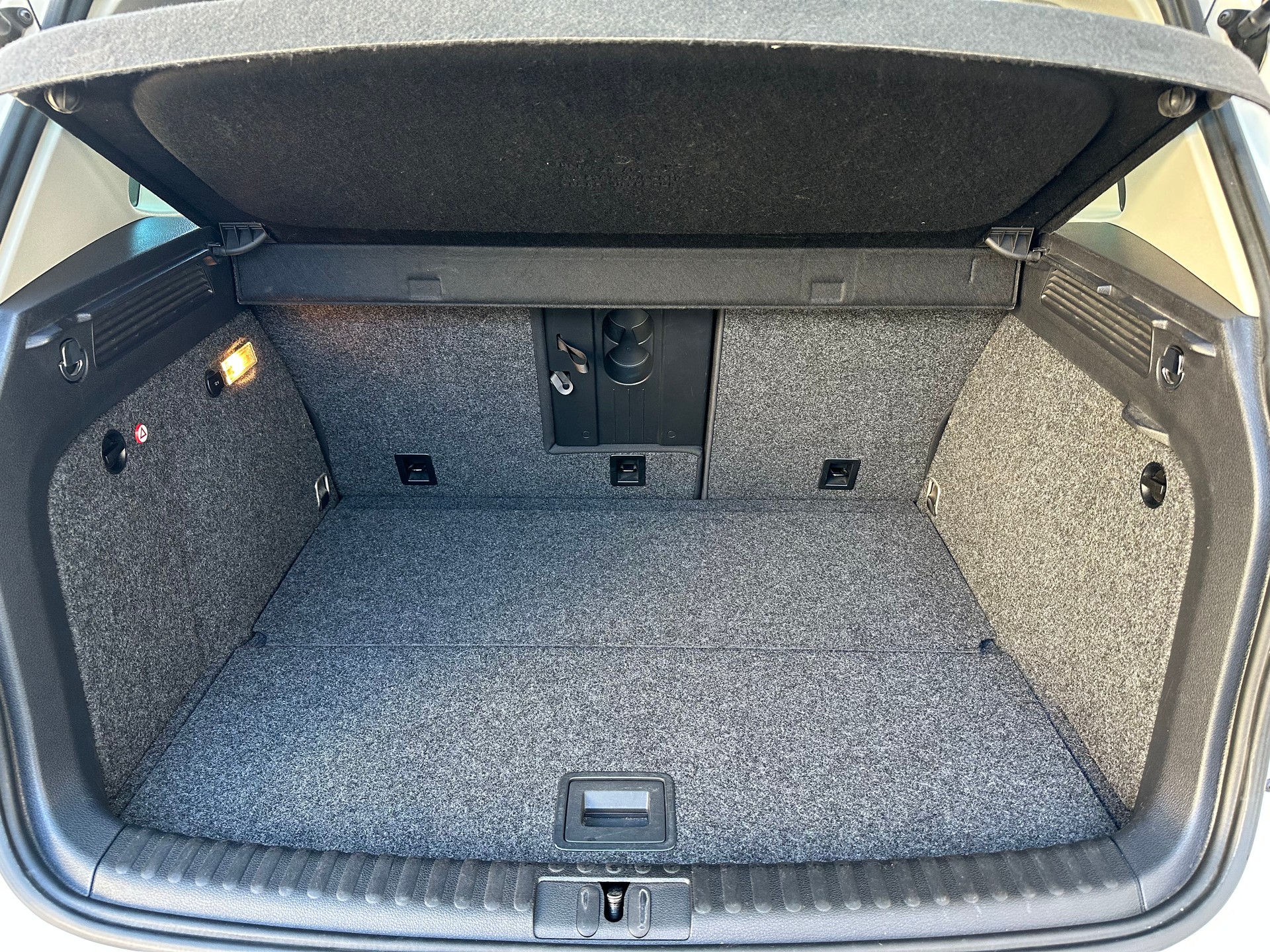 VW Tiguan 2.0 TSI Sport&Style 4Motion DSG-image-30