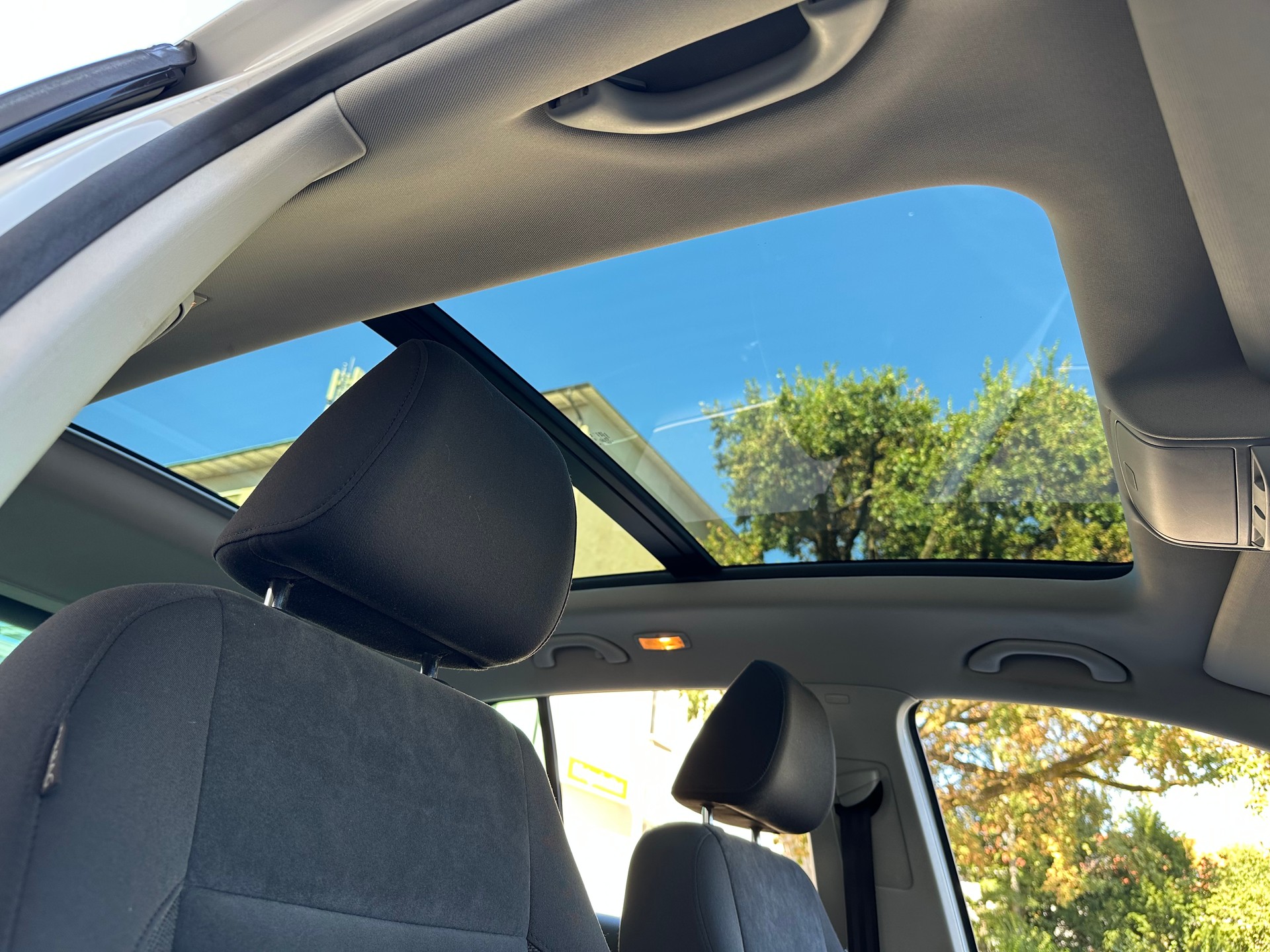 VW Tiguan 2.0 TSI Sport&Style 4Motion DSG-image-17