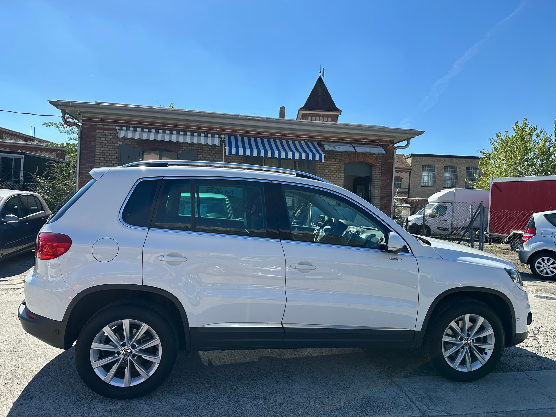 VW Tiguan 2.0 TSI Sport&Style 4Motion DSG-image-4