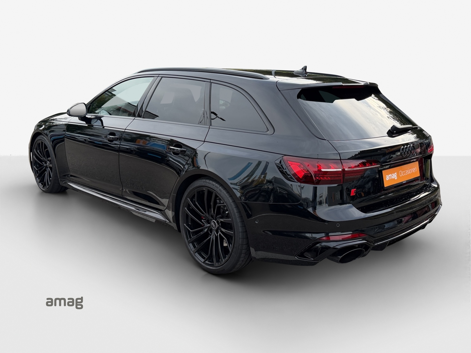 AUDI RS4 Avant quattro tiptronic-image-2