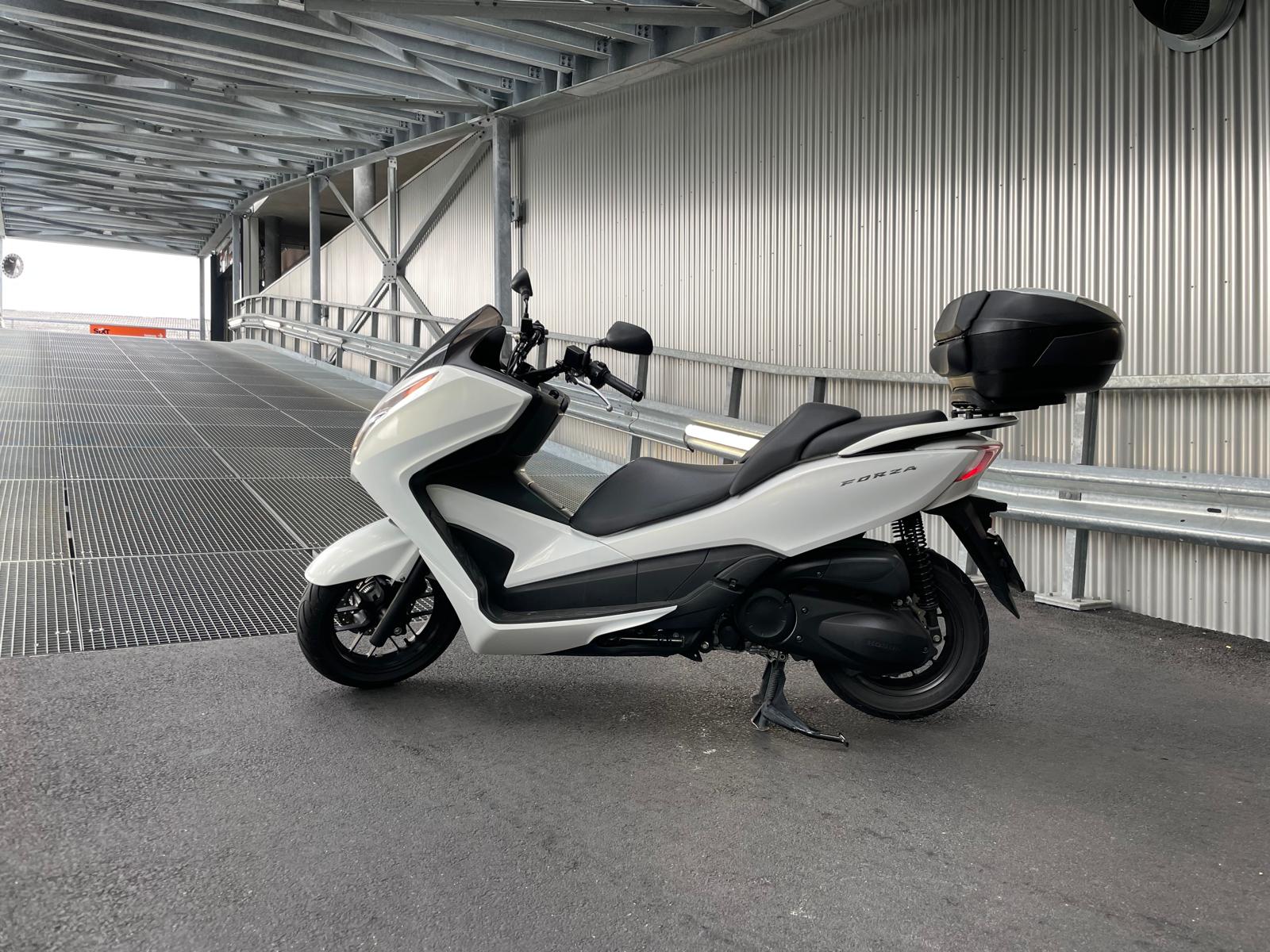 HONDA NSS 300 A ABS-showroom-element-1