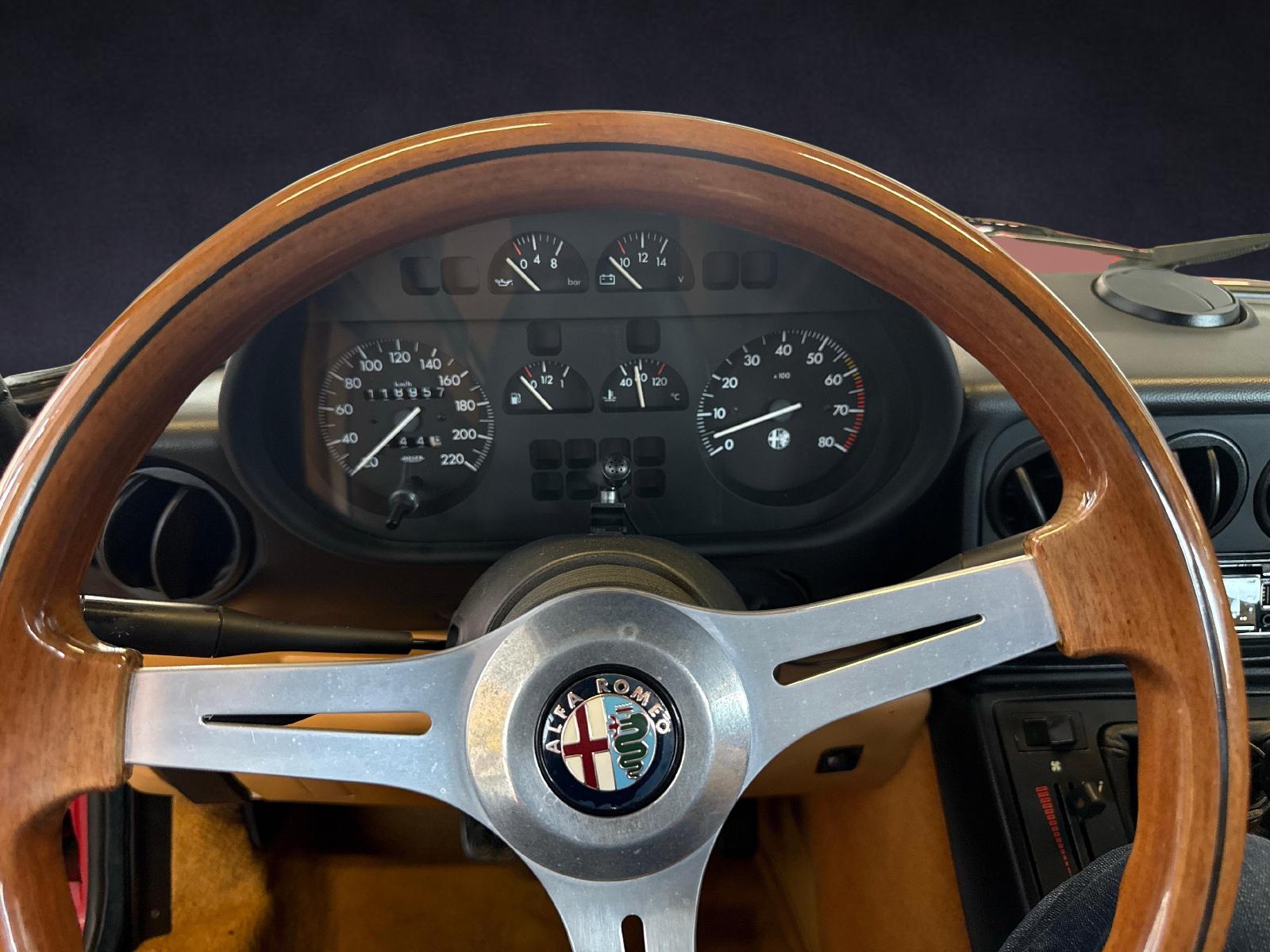 ALFA ROMEO Spider 2.0-image-13