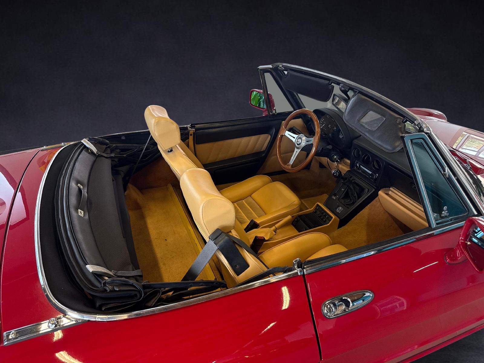 ALFA ROMEO Spider 2.0-image-12