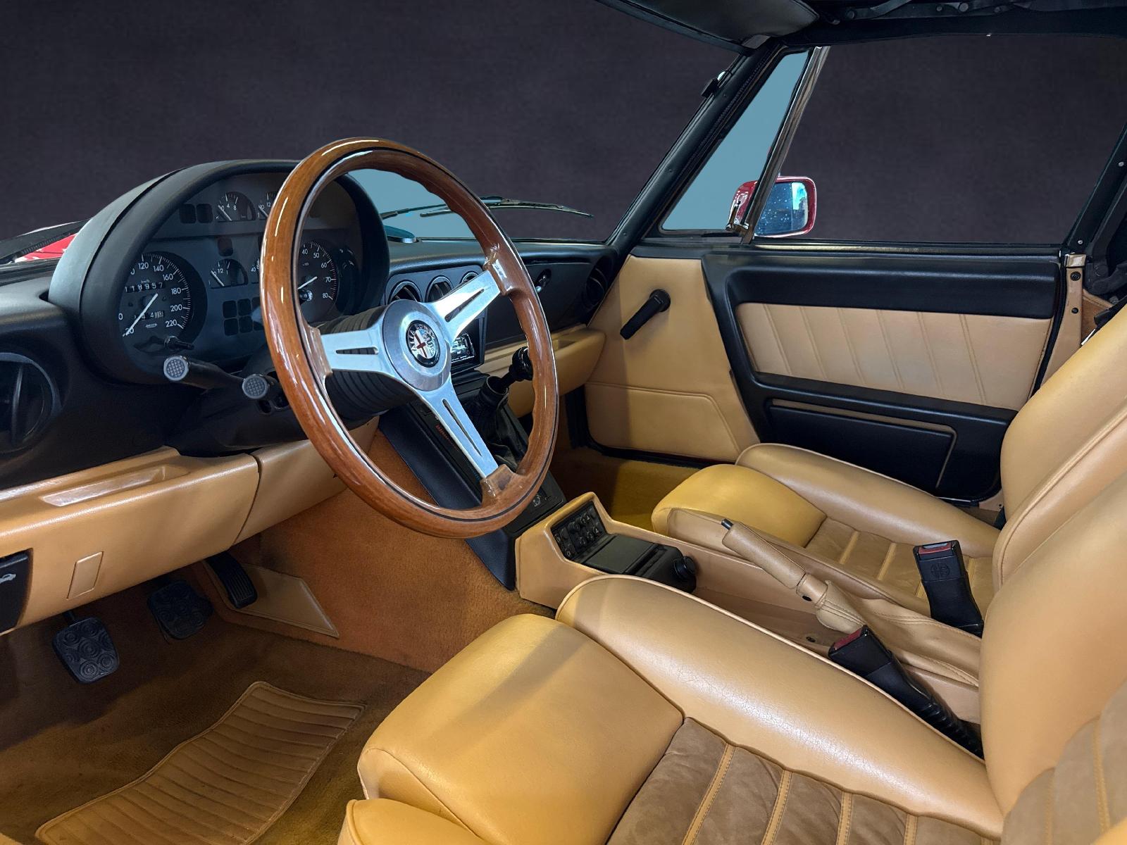 ALFA ROMEO Spider 2.0-image-10
