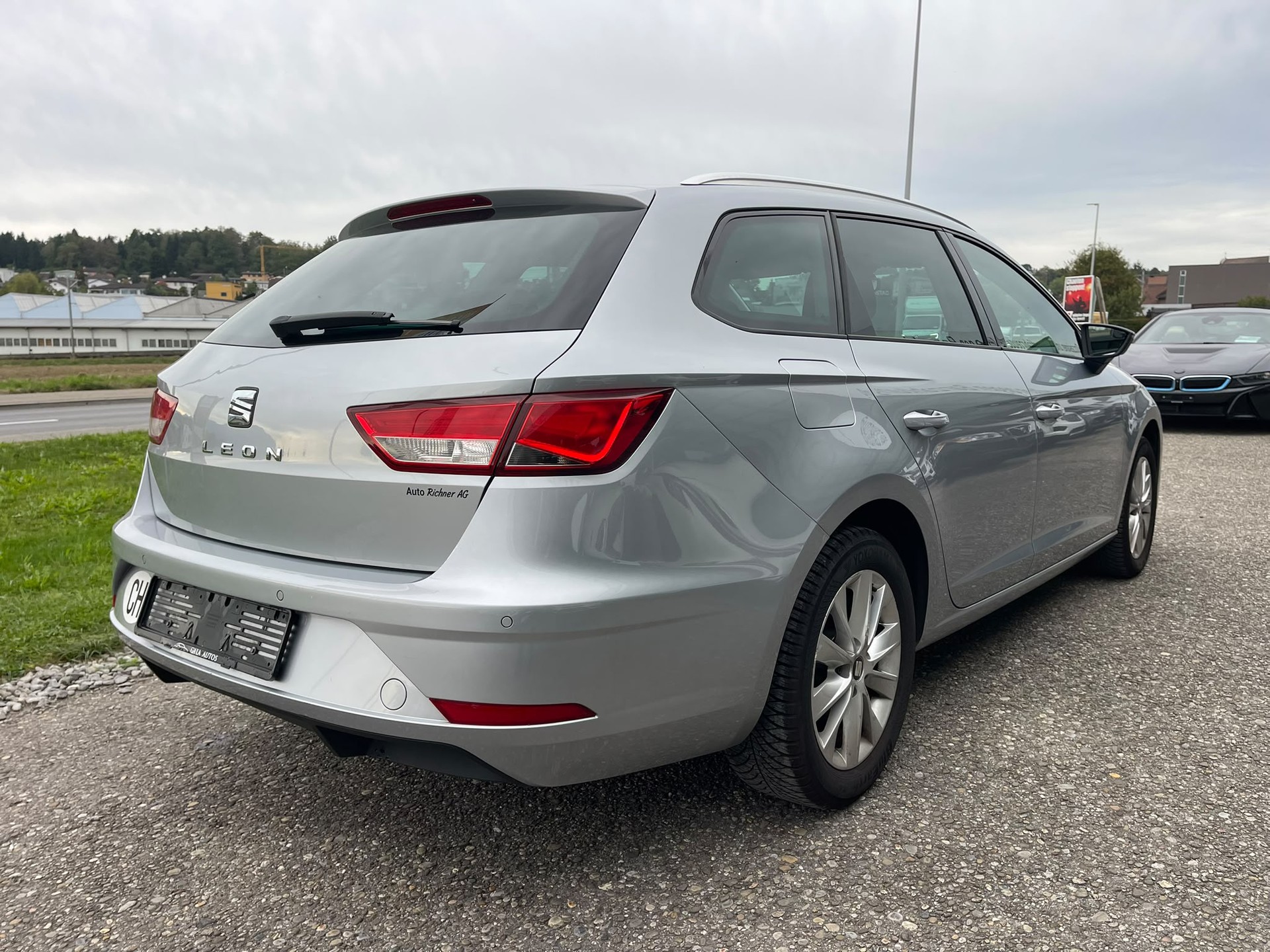 SEAT Leon ST 1.6 TDI CR Style DSG-image-3