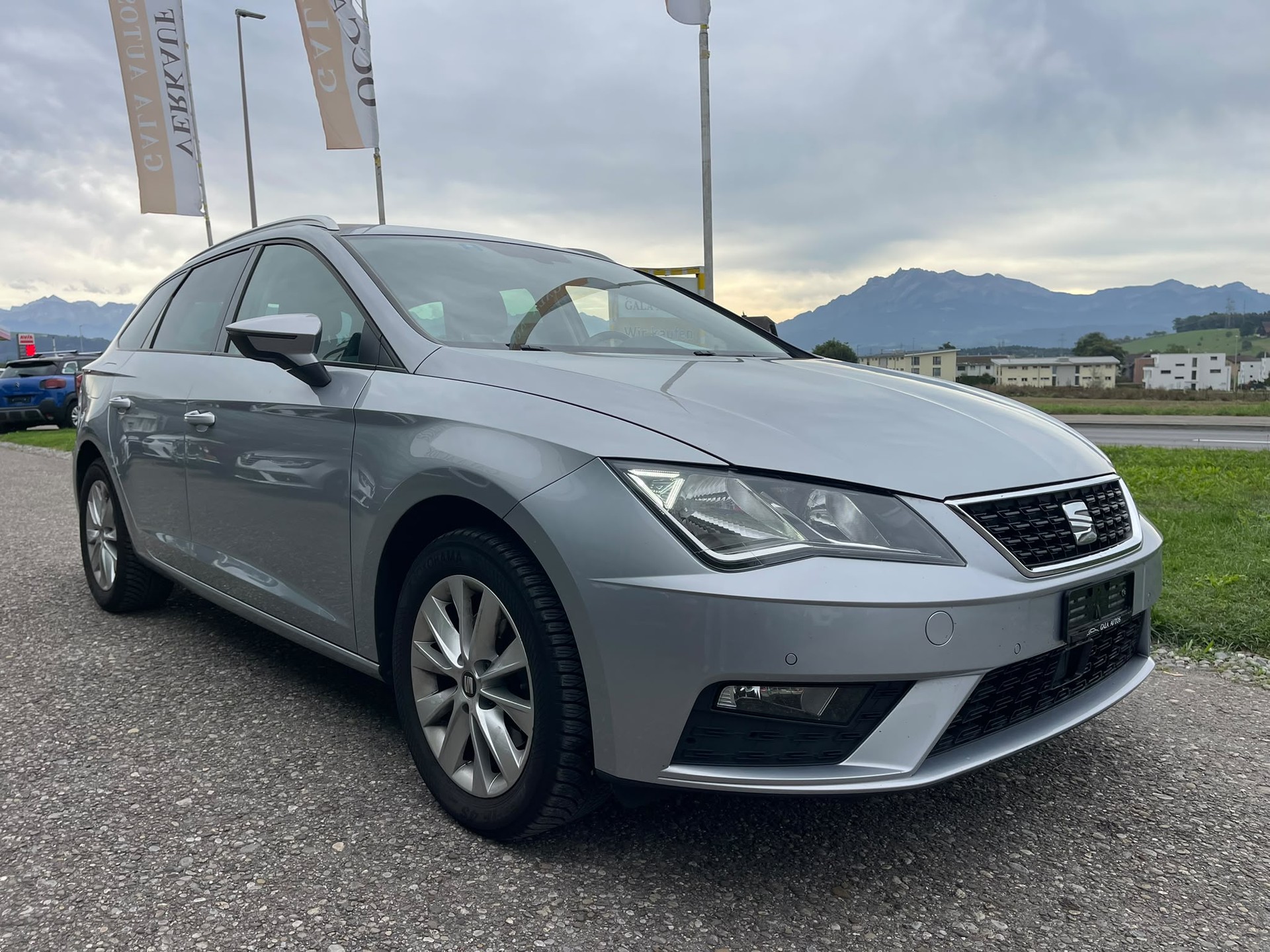 SEAT Leon ST 1.6 TDI CR Style DSG-image-2