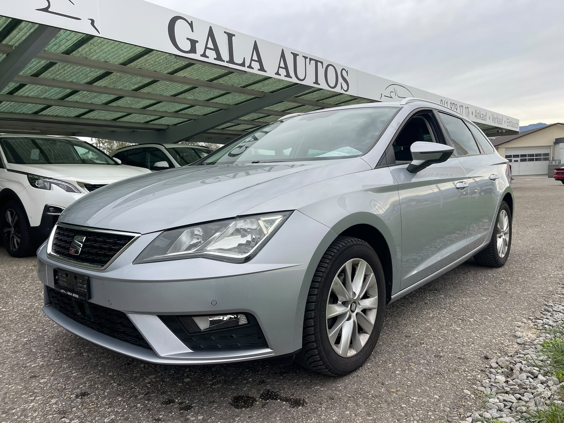SEAT Leon ST 1.6 TDI CR Style DSG-image-0