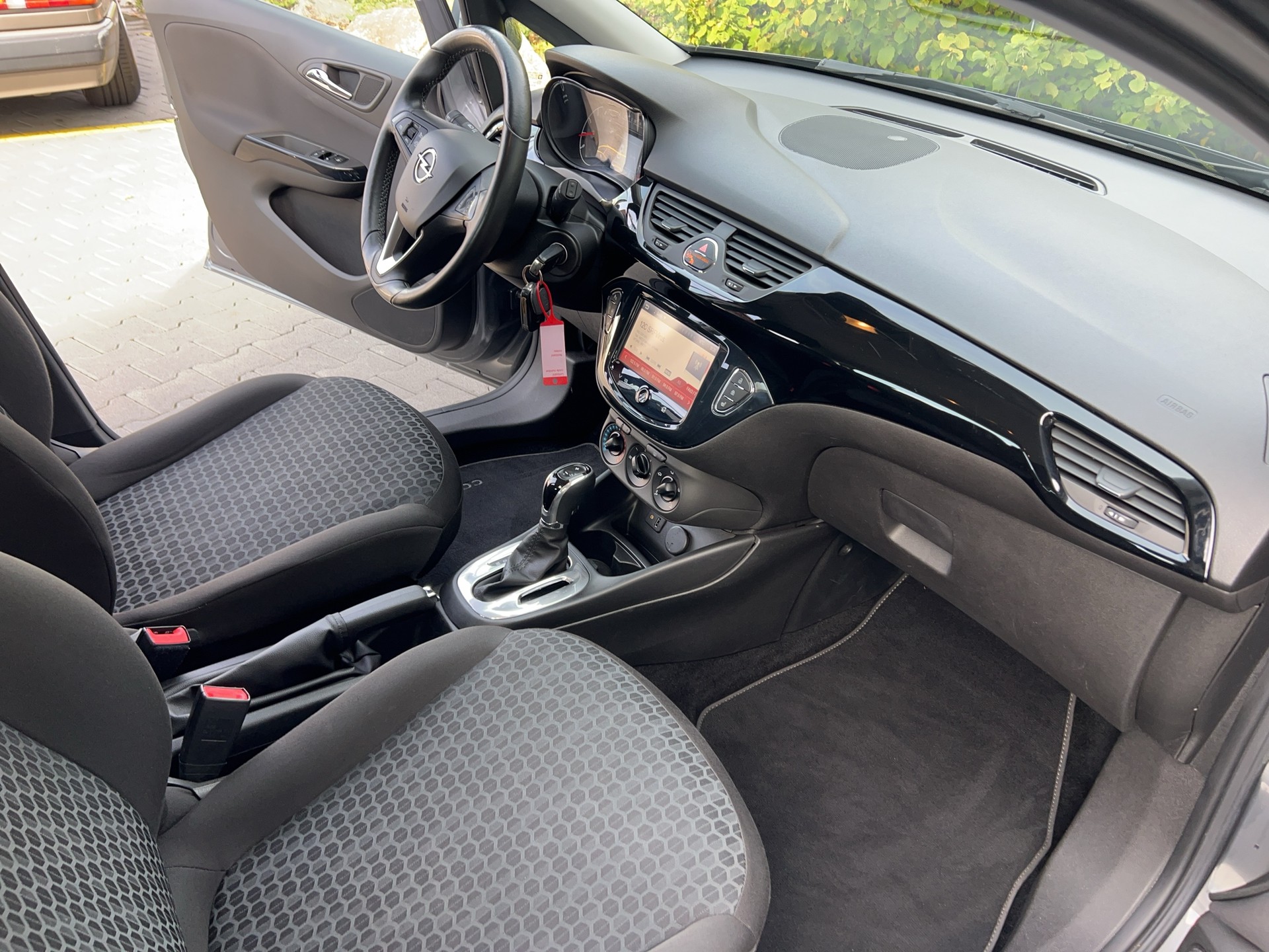 OPEL Corsa 1.4 TP Enjoy Automatic-image-6