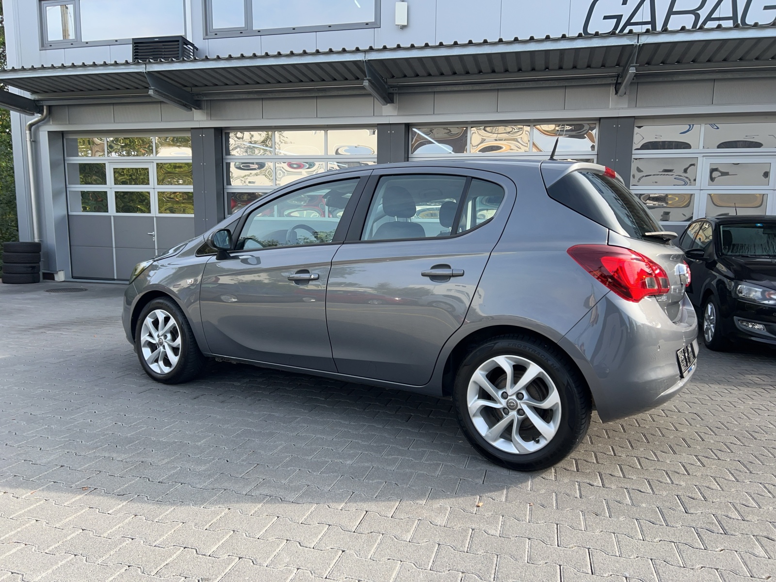 OPEL Corsa 1.4 TP Enjoy Automatic-image-2