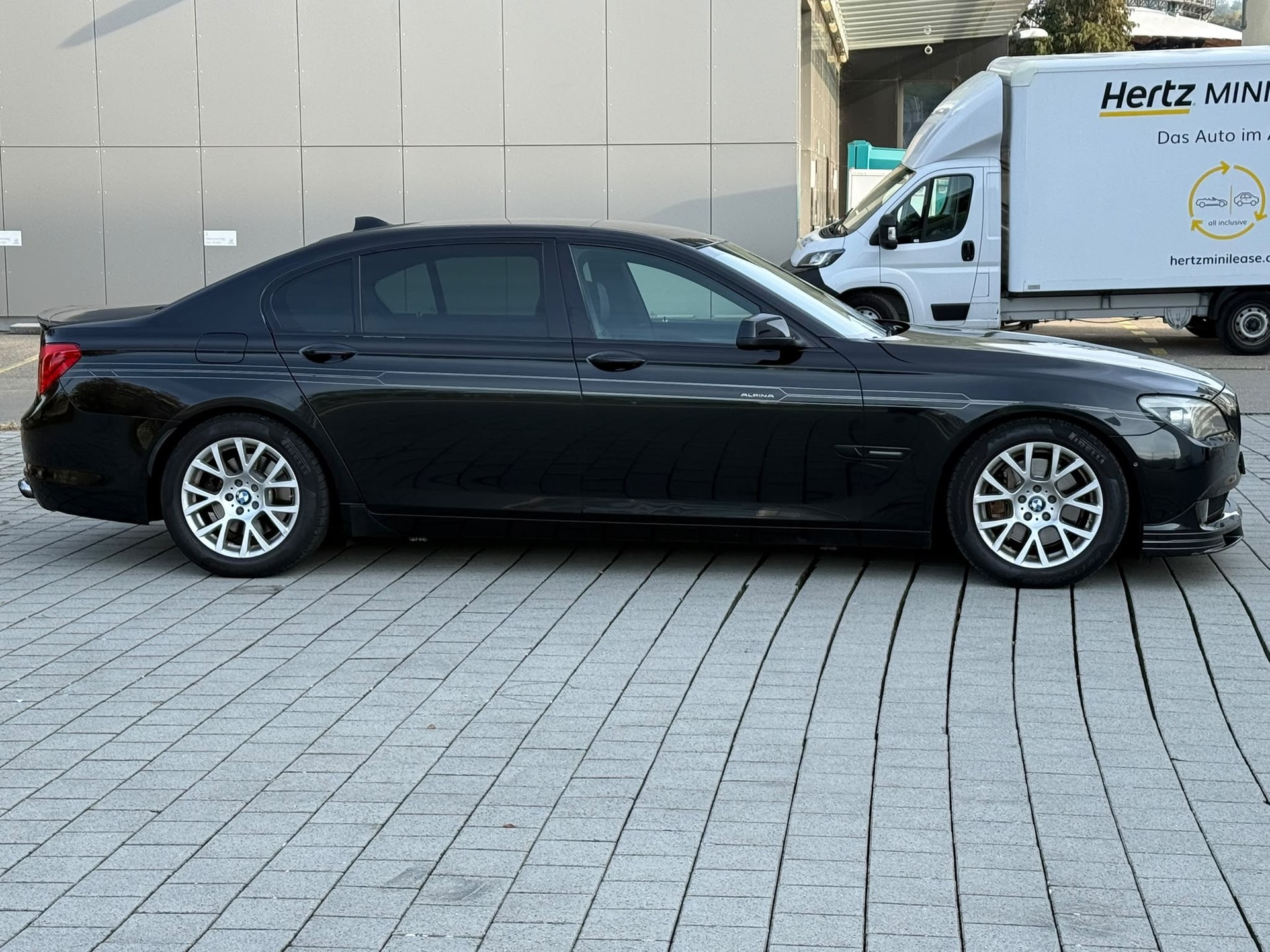 BMW 740i L-image-7