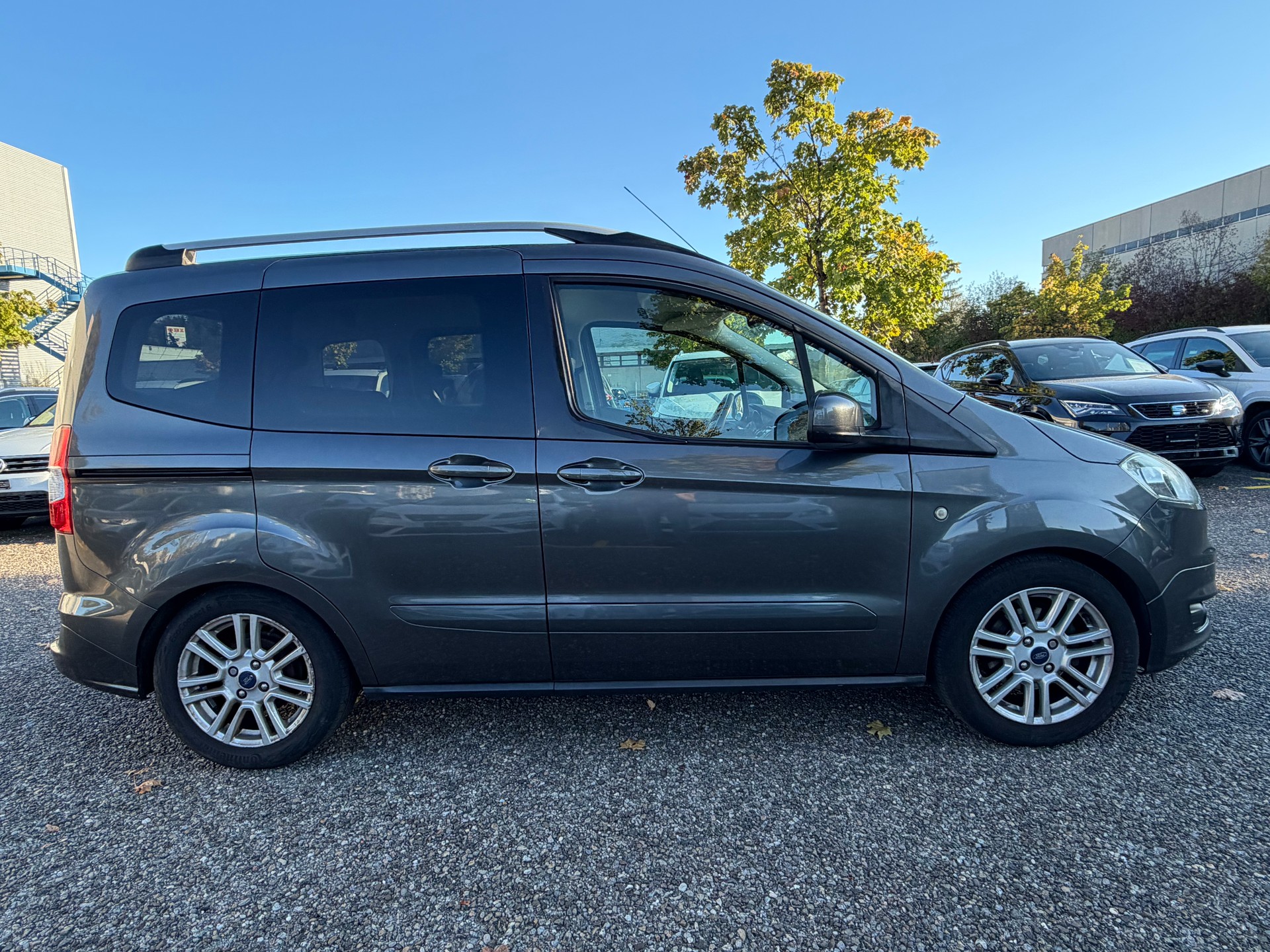 FORD Tourneo Courier 1.0 SCTi Trend-image-3