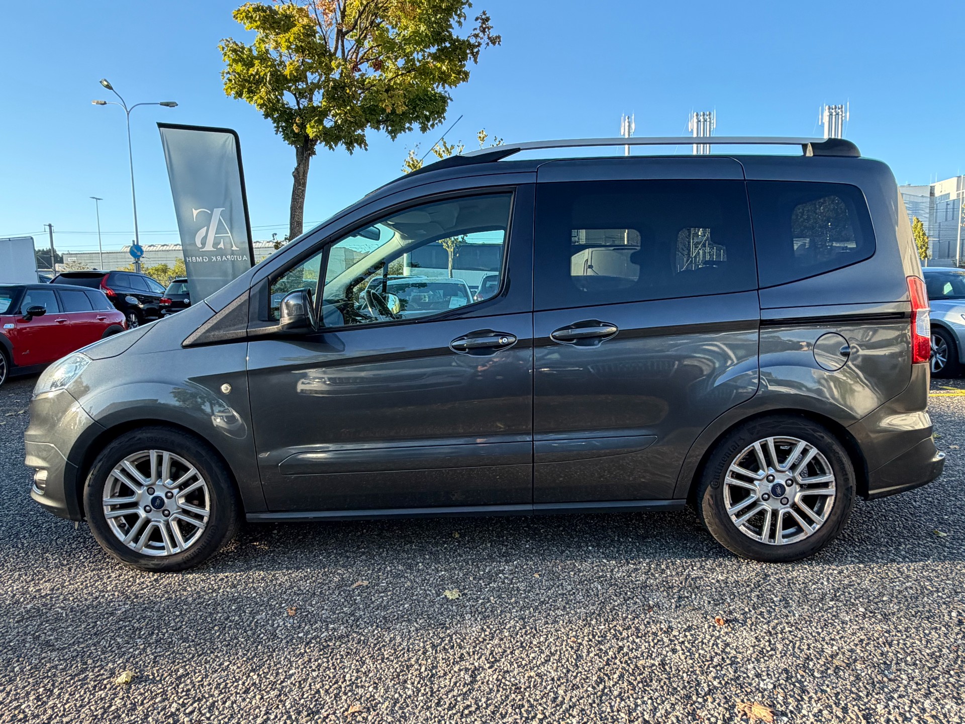FORD Tourneo Courier 1.0 SCTi Trend-image-7