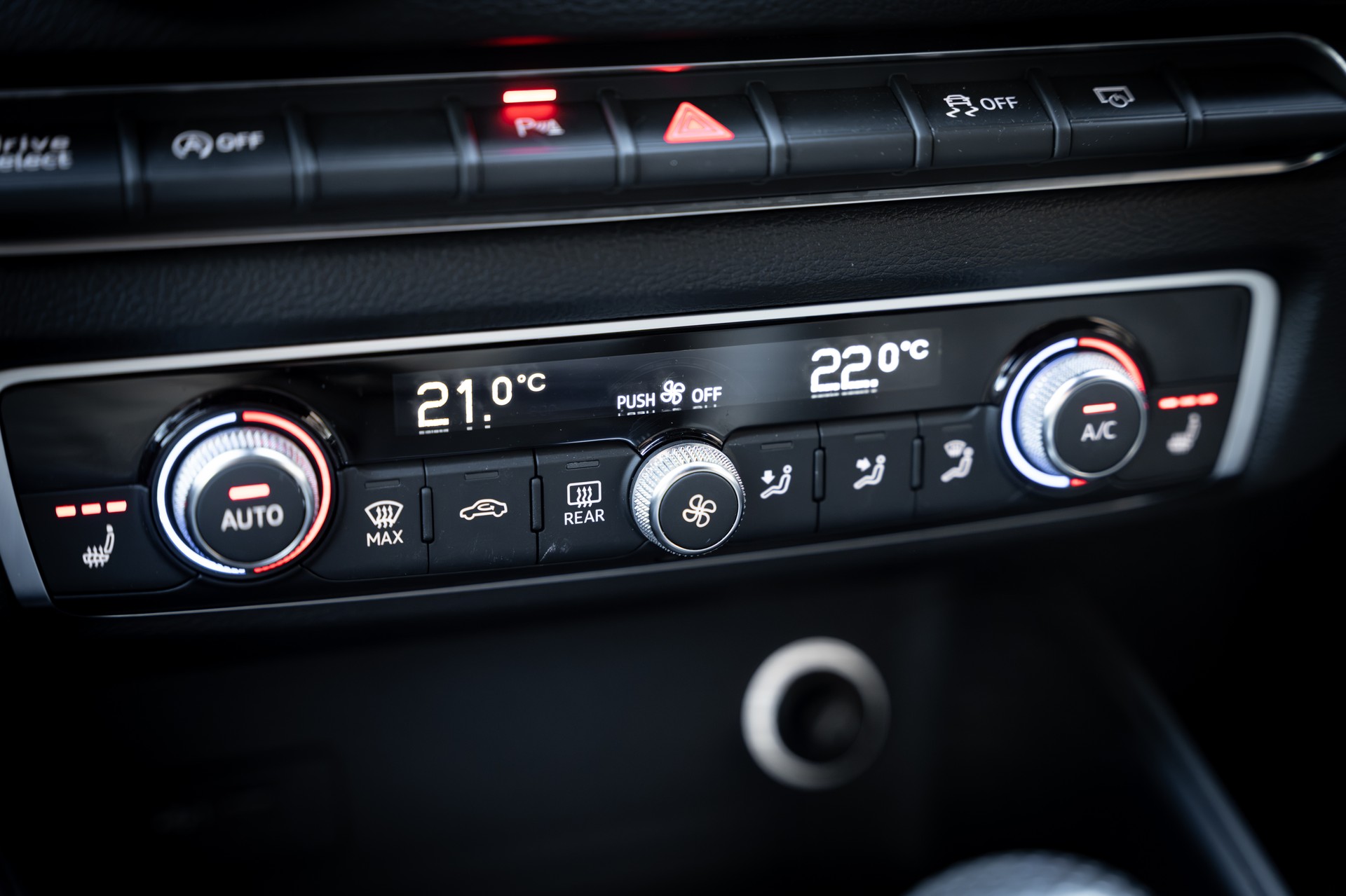 AUDI 2.0 TDI 184 Sport qu. S-Tronic-image-10