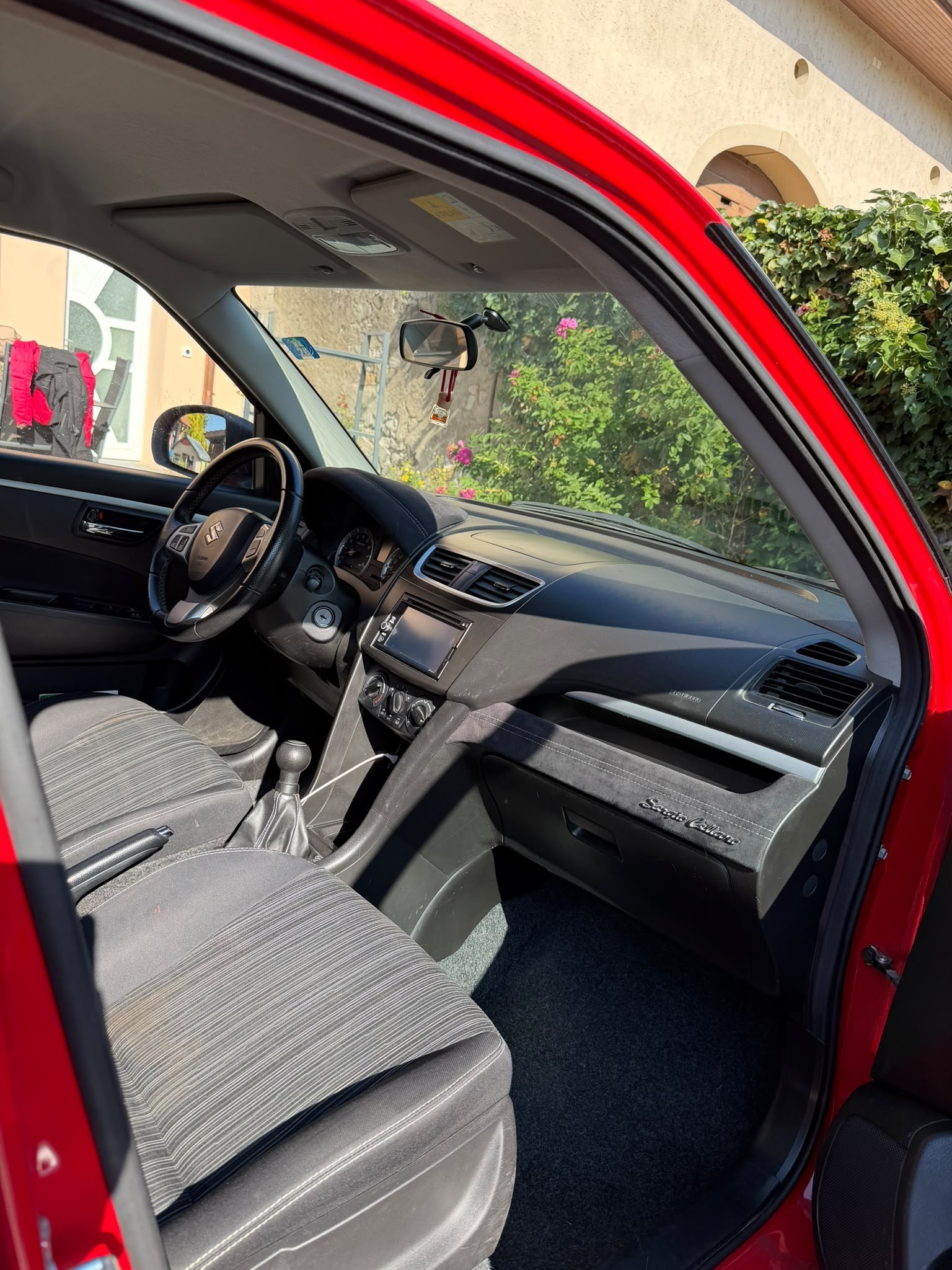 SUZUKI Swift 1.2i 16V Sergio Cellano-image-3