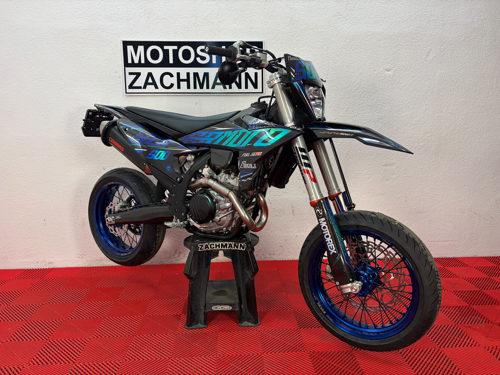KTM 500 EXC Supermoto-showroom-element-1