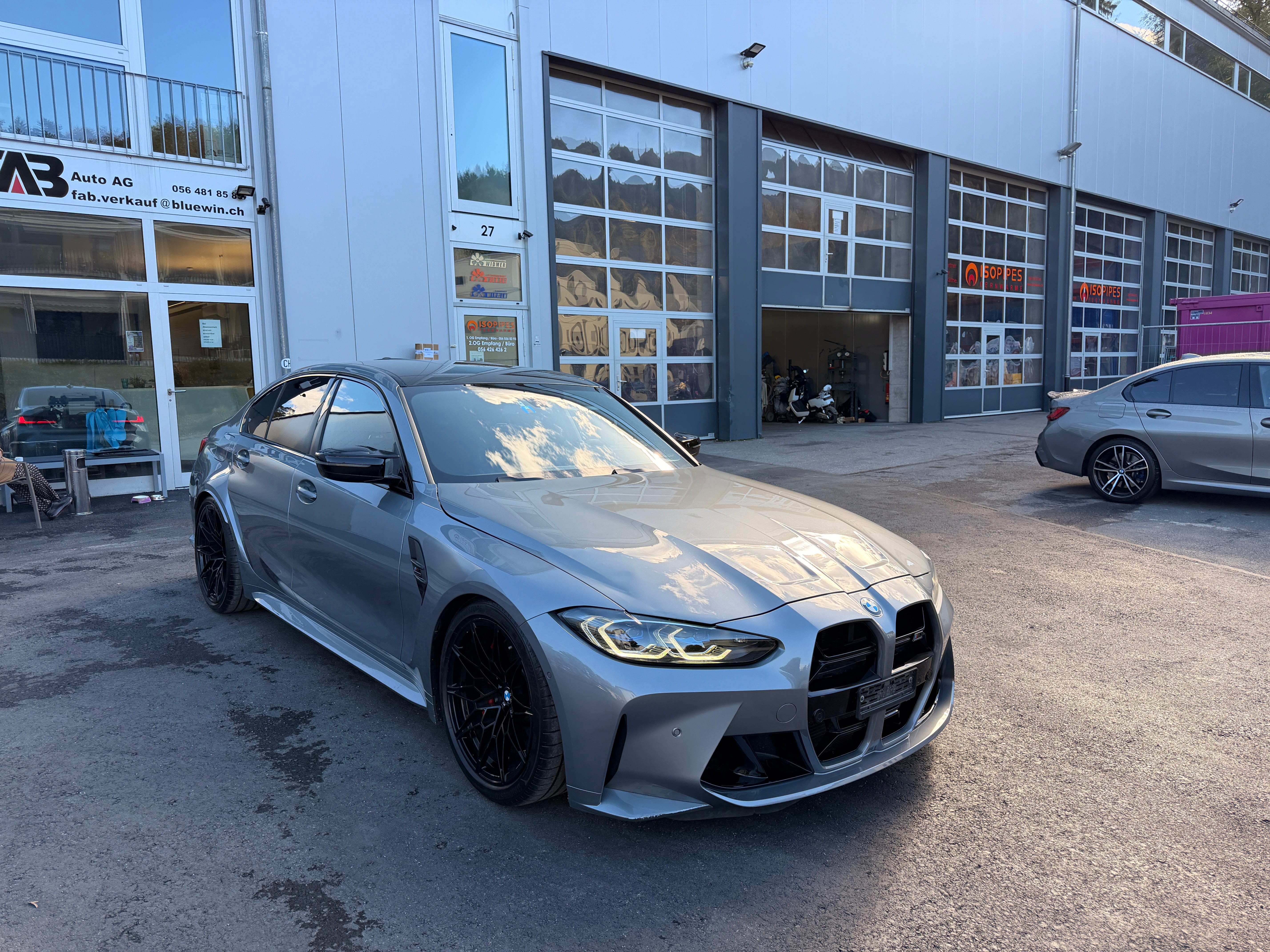 Car photo