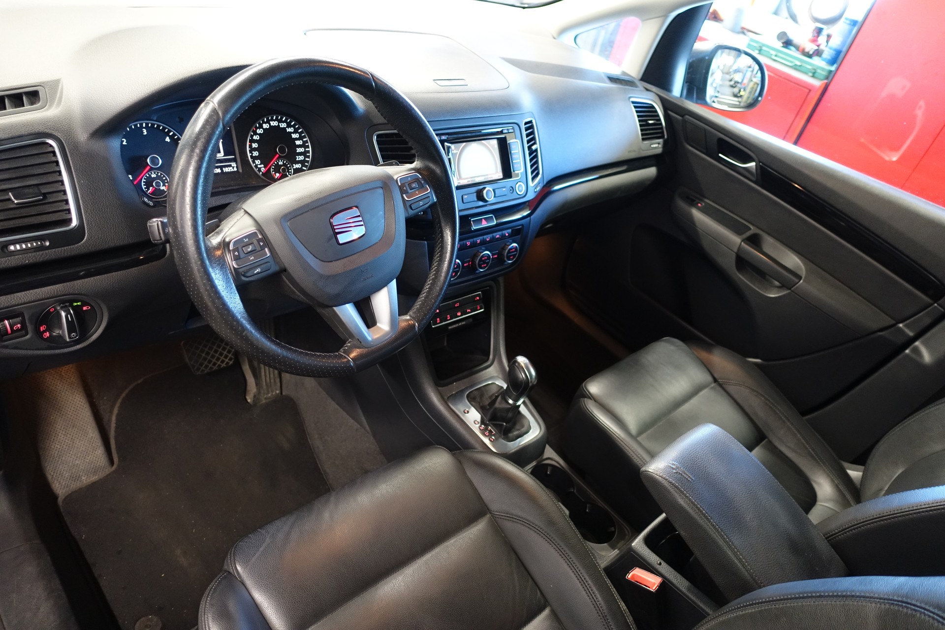 SEAT Alhambra 2.0 TDI Style Eco DSG-image-8
