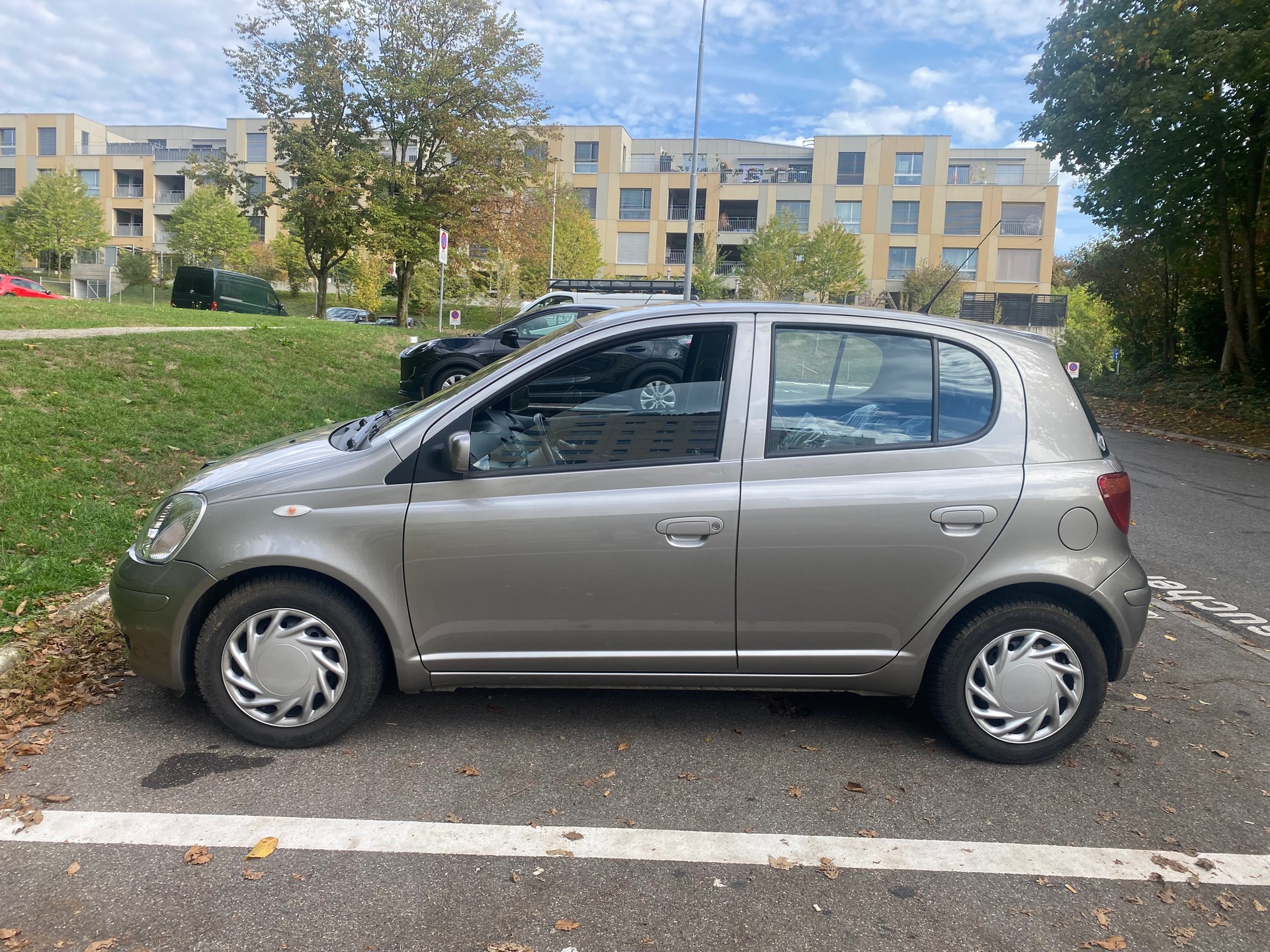 TOYOTA Yaris 1.3-image-4