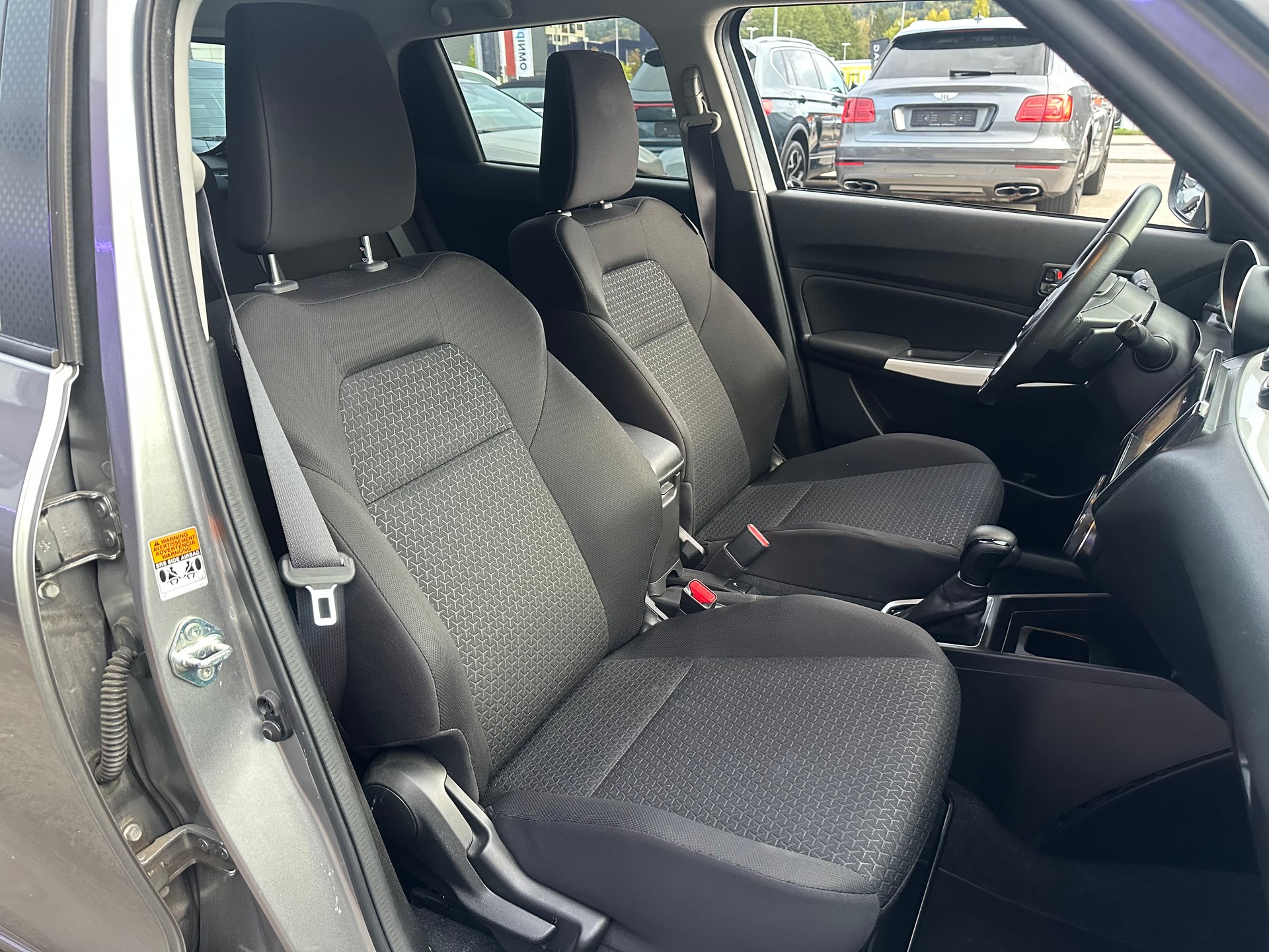 SUZUKI Swift 1.0 12V Tradizio Top Automatic-image-18