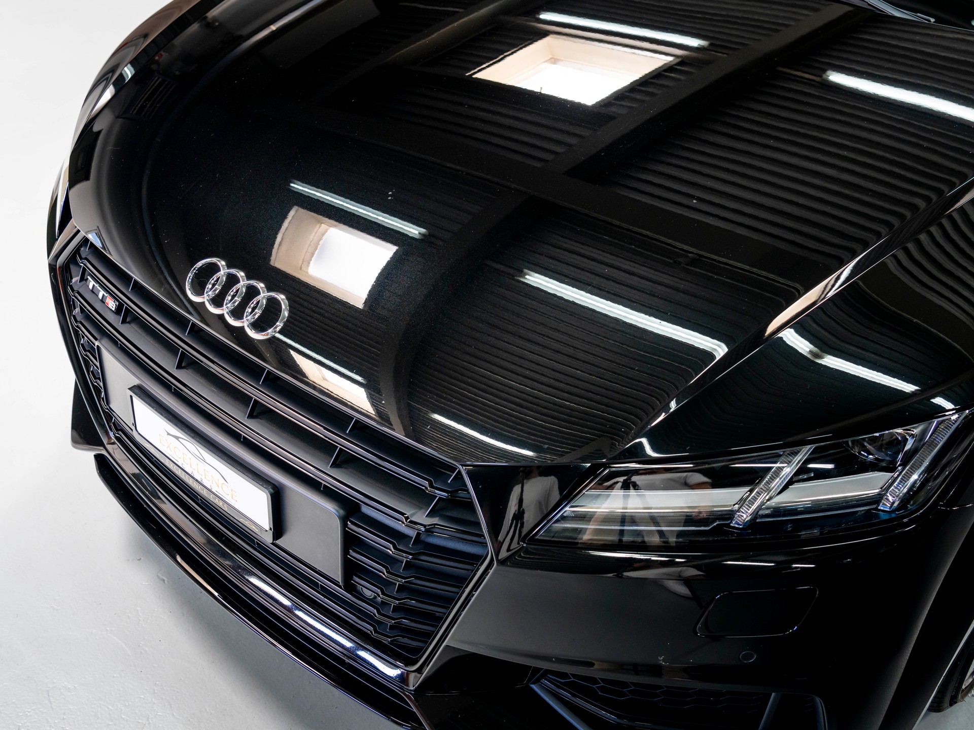AUDI TTS Coupé 2.0 TFSI quattro S-tronic-image-29