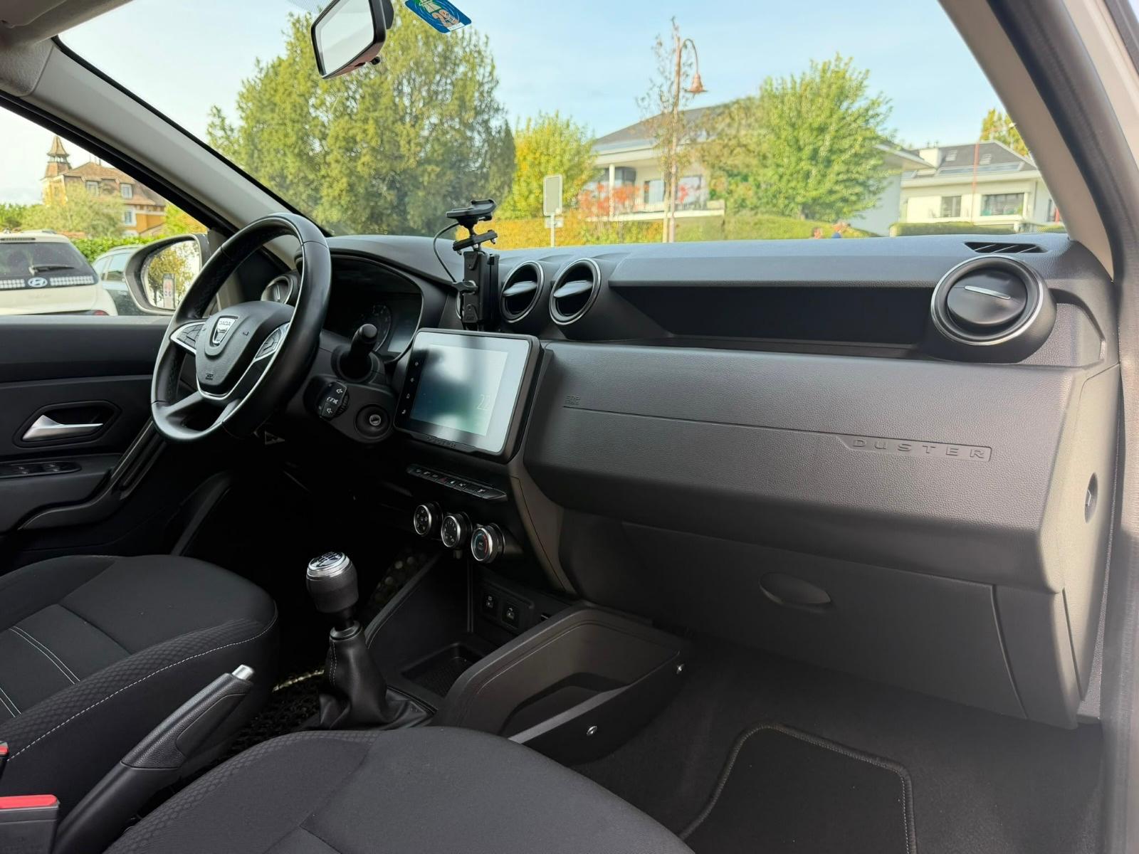 DACIA Duster TCe 150 Comfort 4x4-image-11