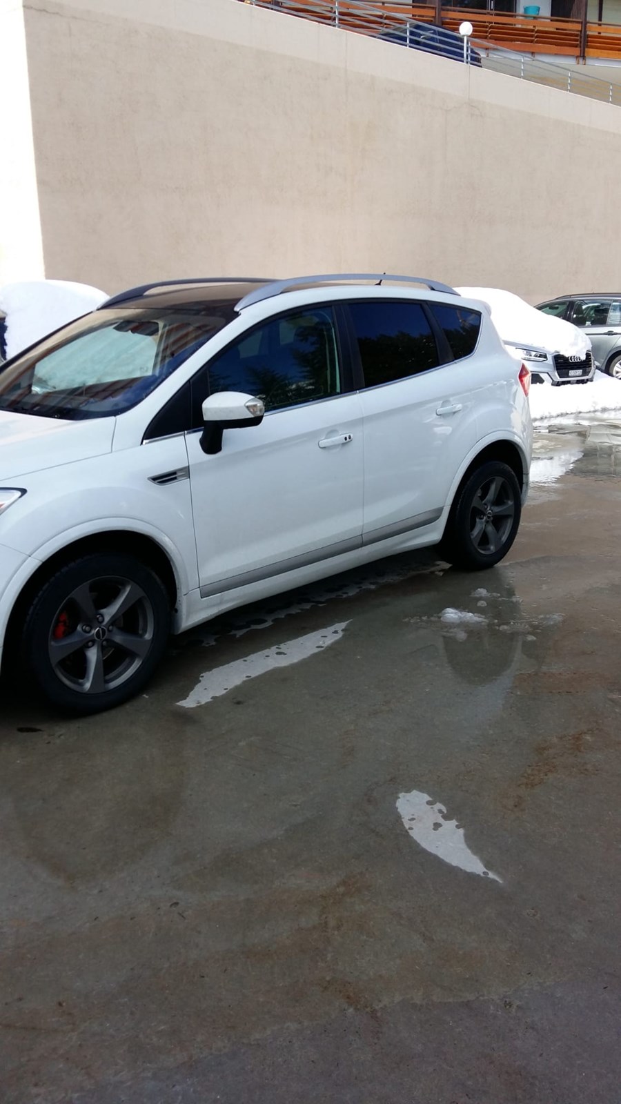 Car photo