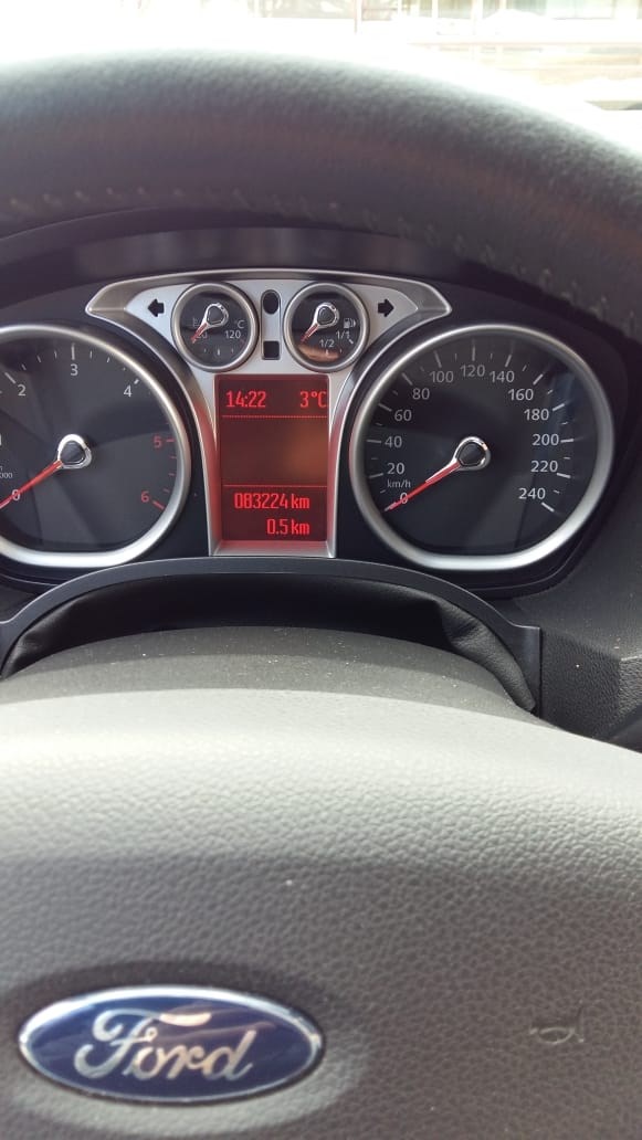 FORD Kuga 2.0 TDCi Individual 4WD-image-11