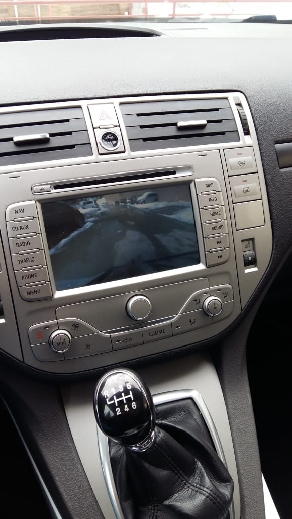 FORD Kuga 2.0 TDCi Individual 4WD-image-5